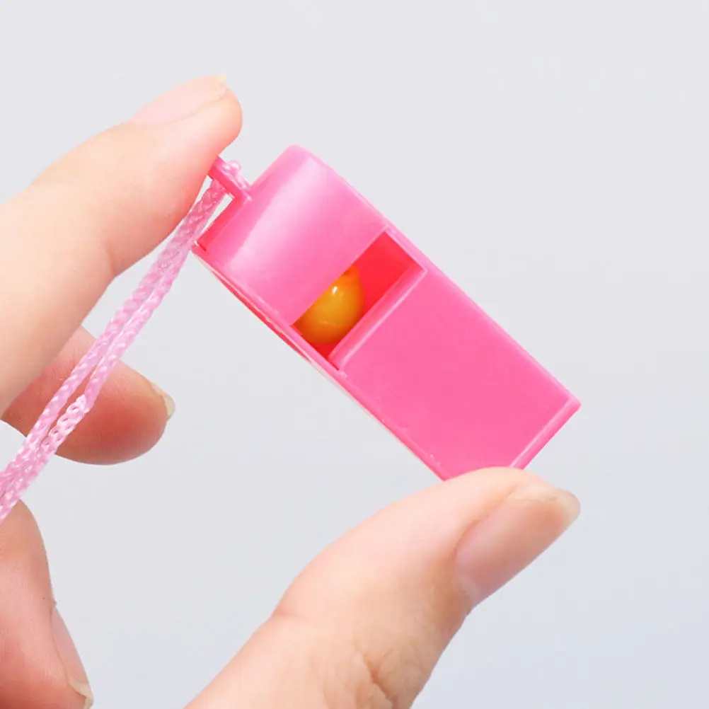 

24 шт. пластиковых свистков ярких цветов для чирлидинга, судей, спортивных игр, развлечений, фестивалей и веселых мероприятий