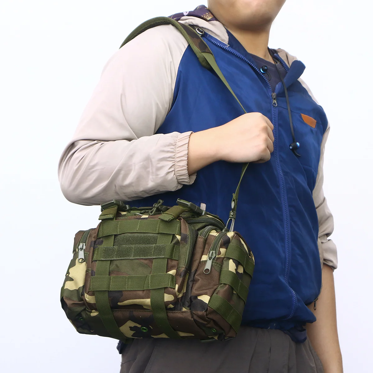 

1Pcs Large Fishing Tote Bag Multi-Pocket Outdoor Durable Water-Resistant Nylon Tackle Storage Comfortable Adjustable Strap