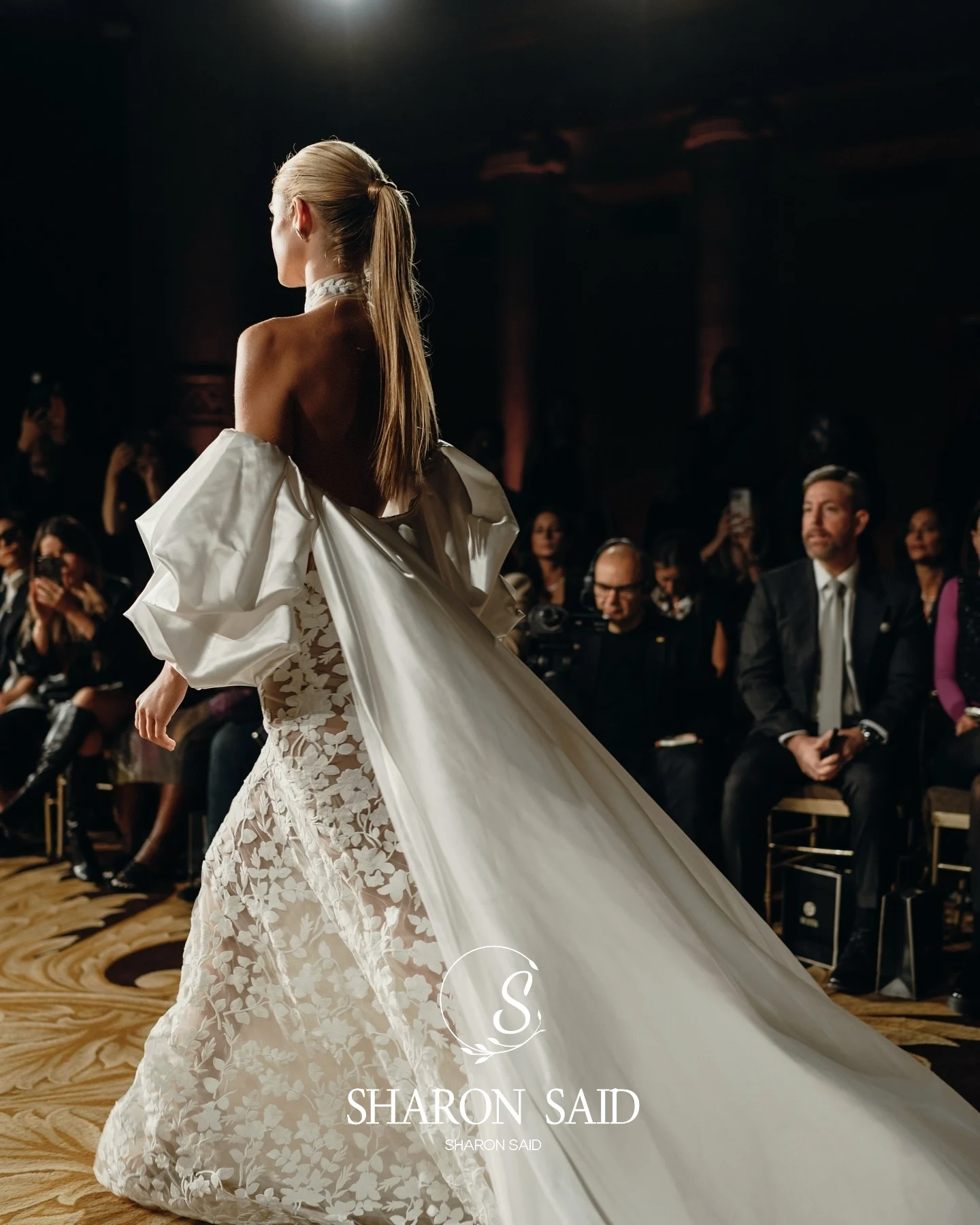 Sharon Said Sexy Halter Neck Wedding Dress Modern Mermaid Lace Applique Backless Vestido De Noiva Sereia SW141 Customized