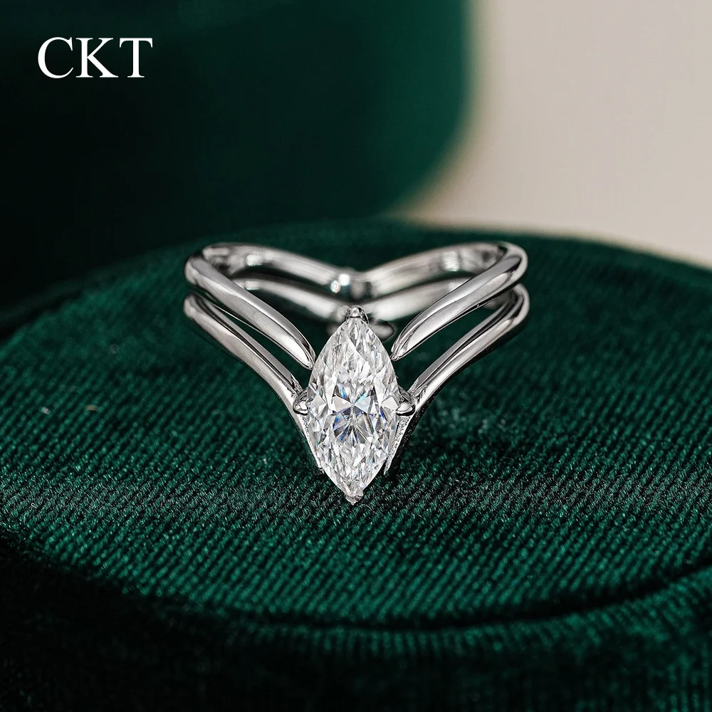 CKT 18k White Gold Set Inlaid Horse Eye-shaped 1ct Moissanite Ring Combination Folding Belt Fashionable Platinum Pt950 Jewelry