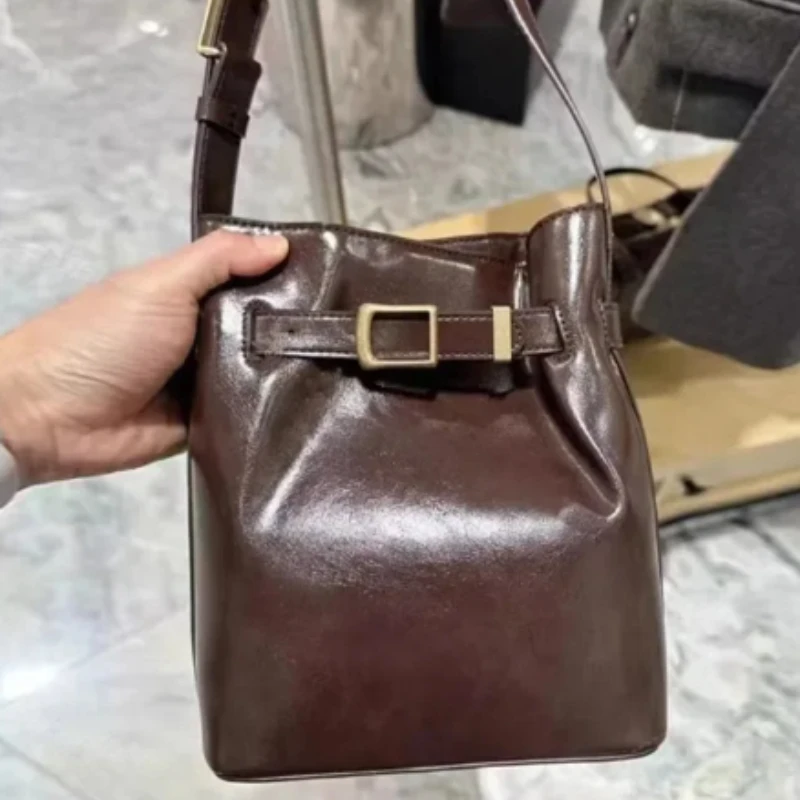 PU Hasp New Shoulder Bags Solid Fashion Women\'s Bags on Sale 2024High Quality Sewing Thread High Capacity Bucket Bolsas De Ombro