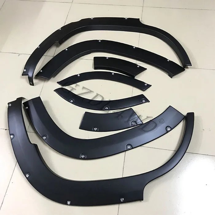 4x4 Car Wheel Eyebrow Black Offroad ABS Wheel Arch Flares for Land Cruiser 200 LC200