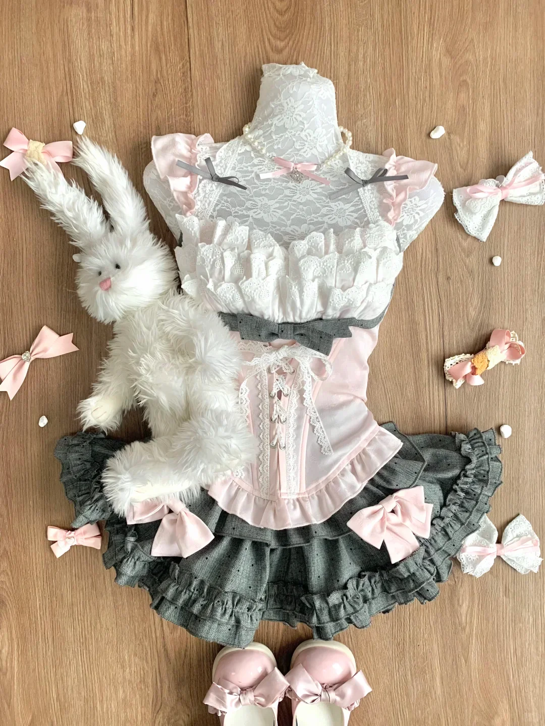 Sweet Lolita Japanese Kawaii Black White 2 Piece Set Off Shoulder Lace Ruffle Bow Corset Mini Skirt Women Cosplay Party Outfits
