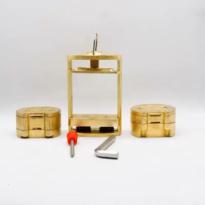 Double bronze bottle press compression tank for intrinsic processing