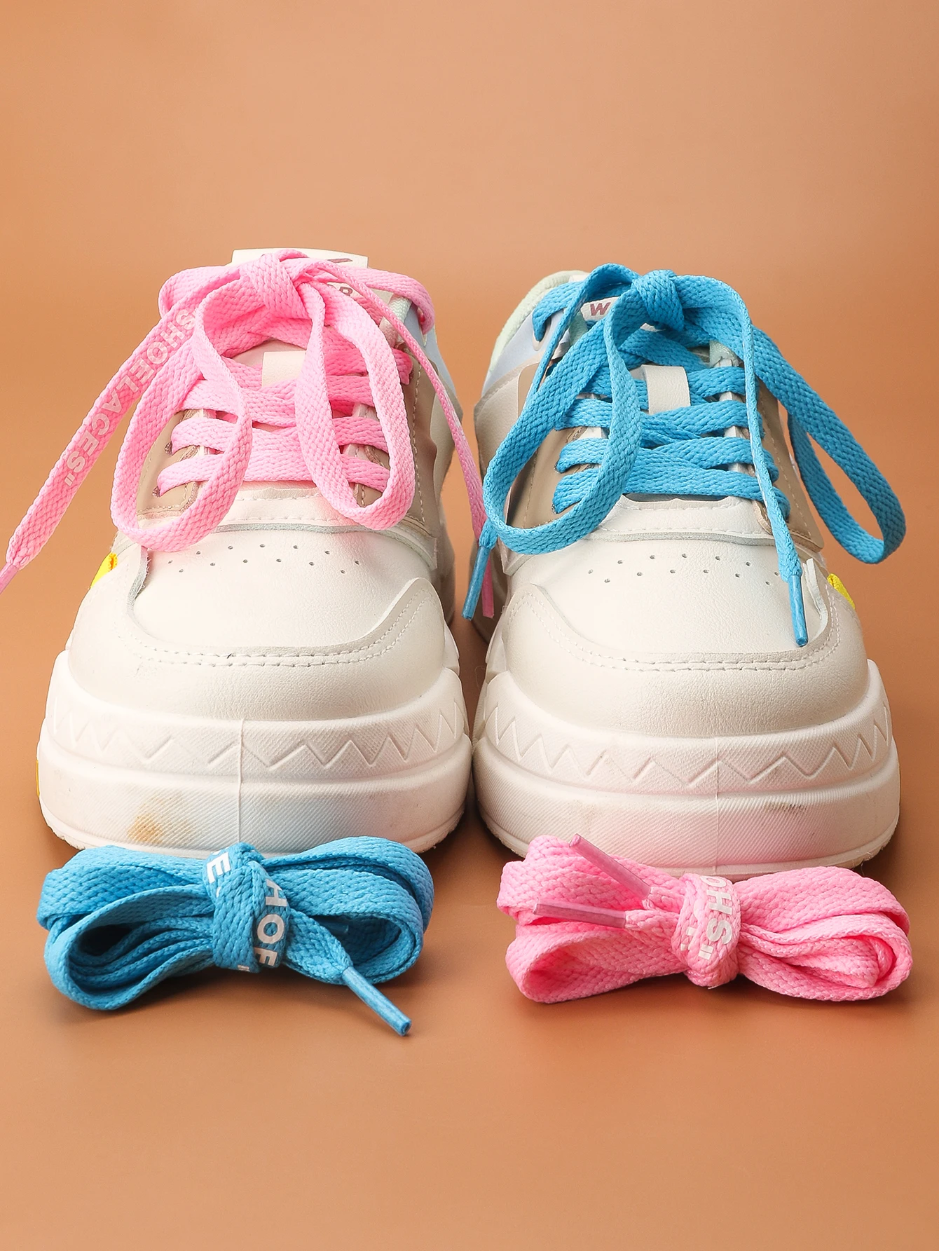 1 pair of English flat solid color woven canvas shoes, sports shoes, colored shoelaces