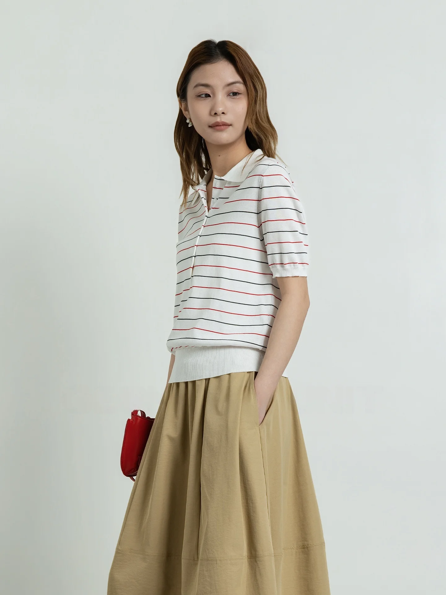 

Женская футболка с геометрическим принтом и коротким рукавом, летняя новинка, в полоску, с воротником, универсальная, винтажная, тонкая, дышащая, из хлопка