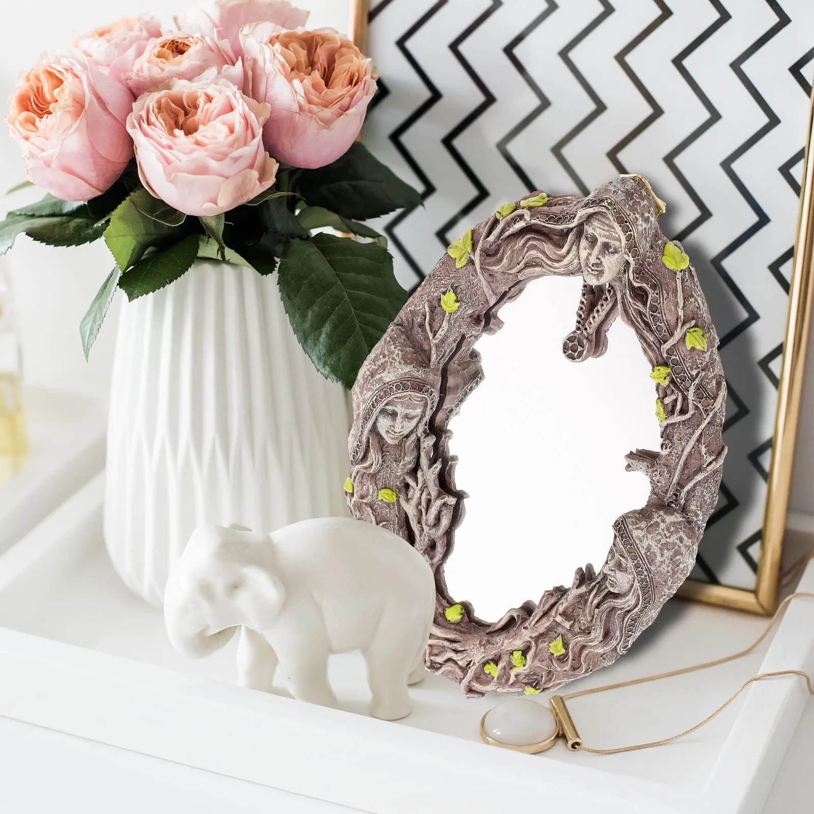 

Makeup Mirror Clear Reflection Vintage Style Tabletop Desktop Mirror Makeup Tool Bedroom Desk Dresser Goddess Ornament