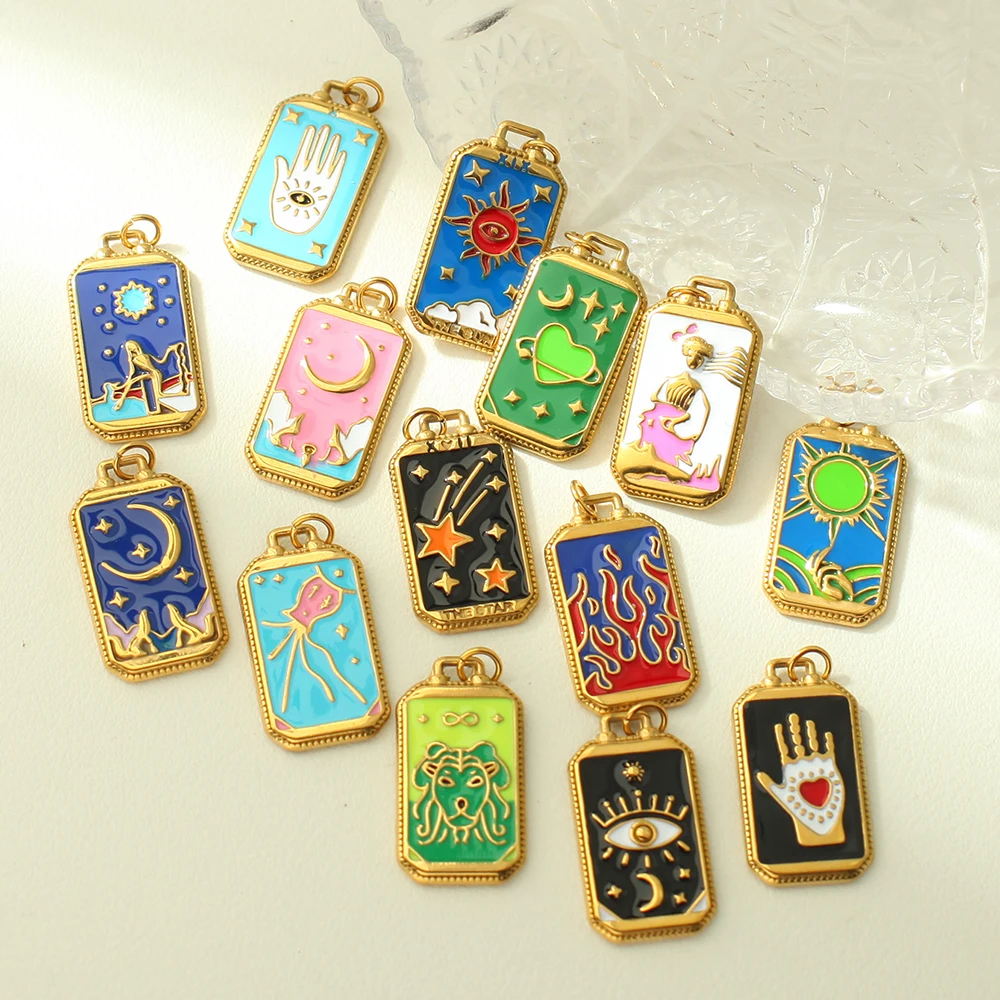 One piece tarot card pendant with a sun moon and eye design golden charms DIY necklace women's stainless steel jewelry accessory