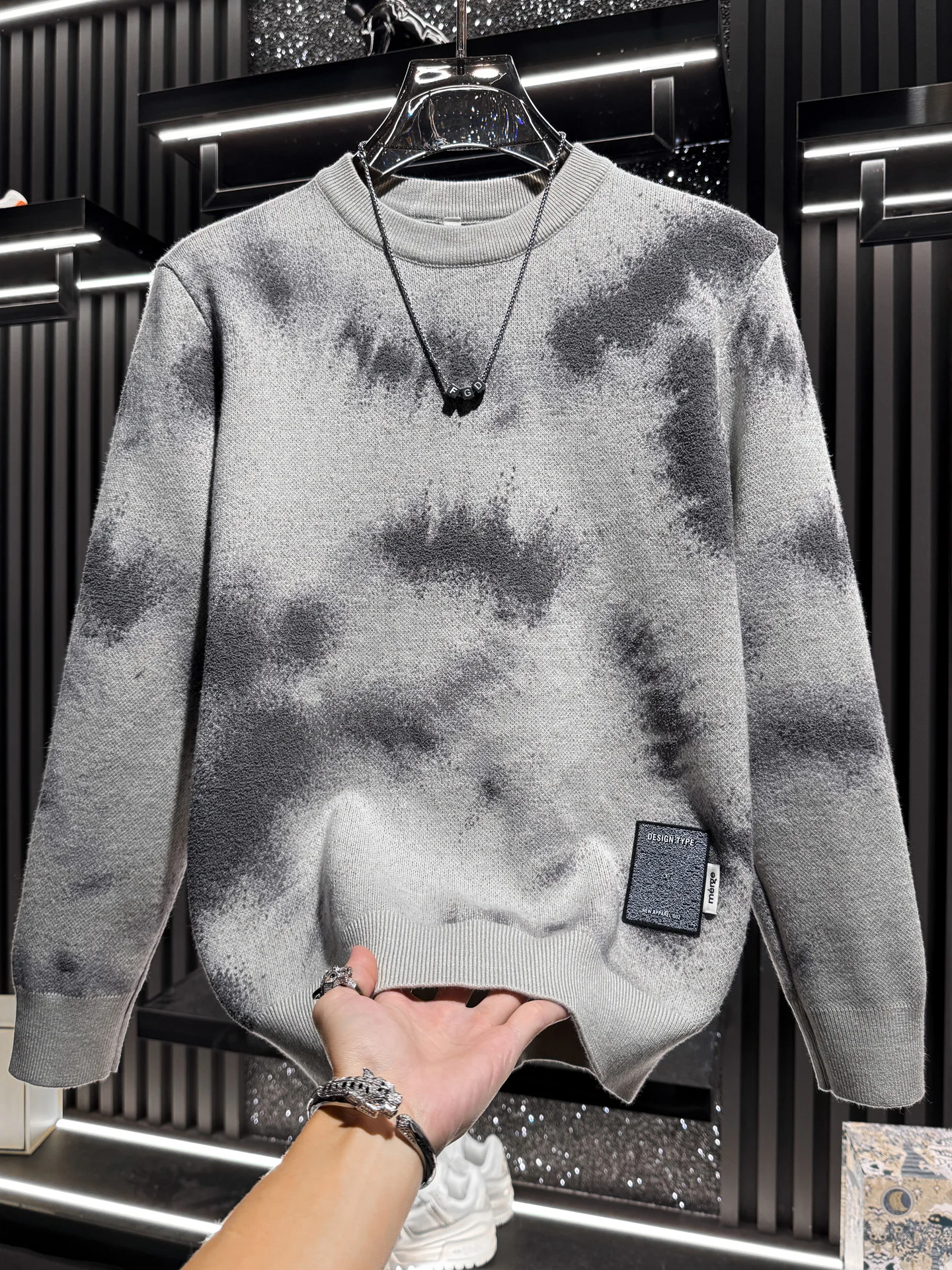 

Мужской американский высококачественный трикотажный джемпер с круглым вырезом, длинным рукавом, базовый слой, повседневный стиль, из эластичной ткани с полиэстером.