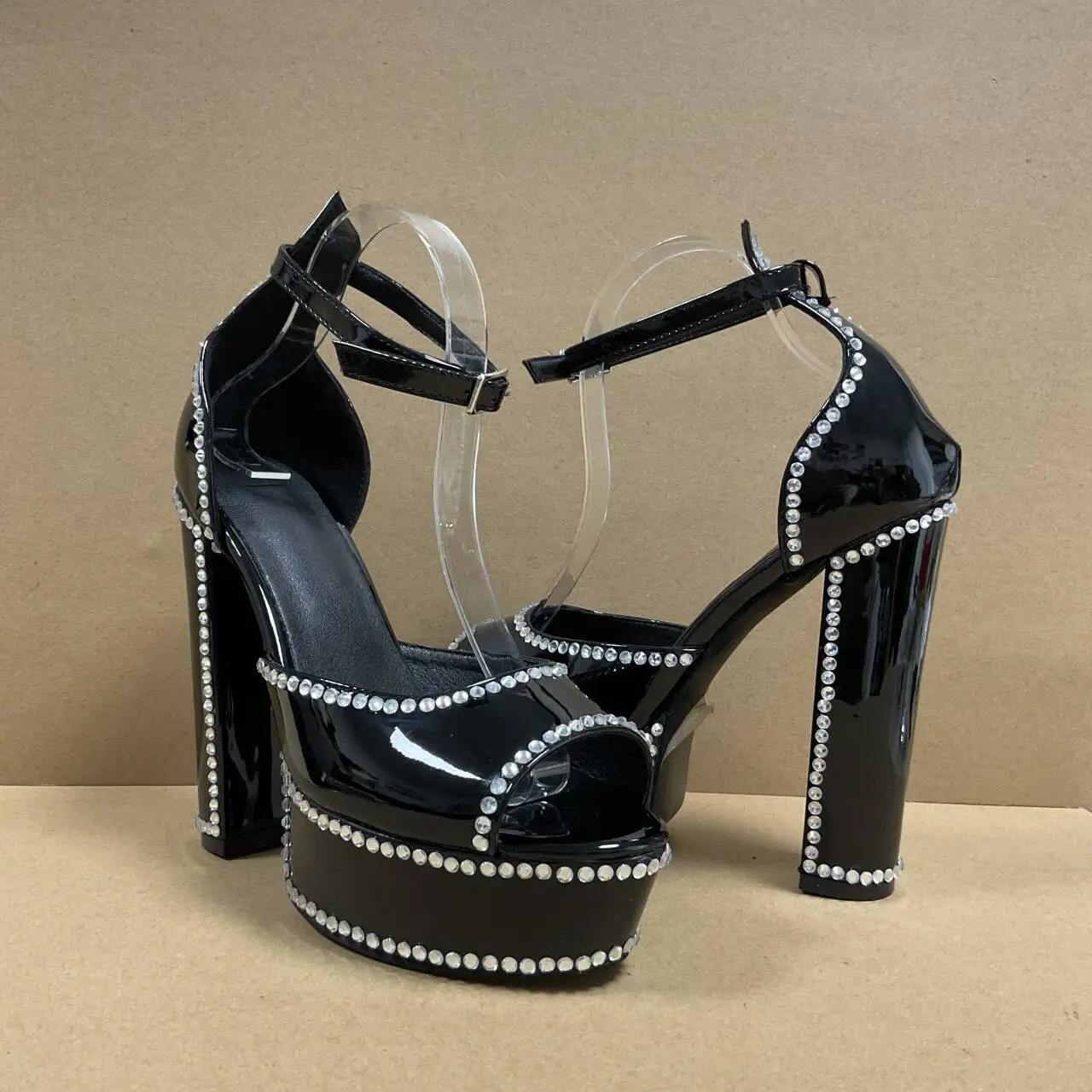 Luxury Crystal Decorated ChunKy Heels Women Black Gladiator Sandals Ladies Peep Toe Thick Platform Banquet Stage Shoes 2024 New