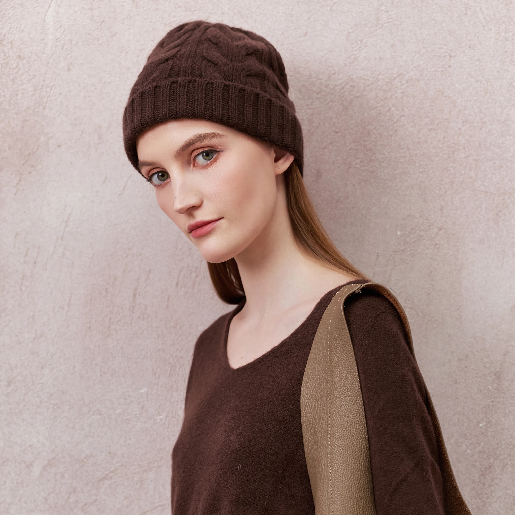 

Шапка Lolo Fur JC6982 из 100% кашемира, вязаная крючком, с цветочным узором, мягкая, теплая, для защиты ушей, одна штука, разные цвета, женская