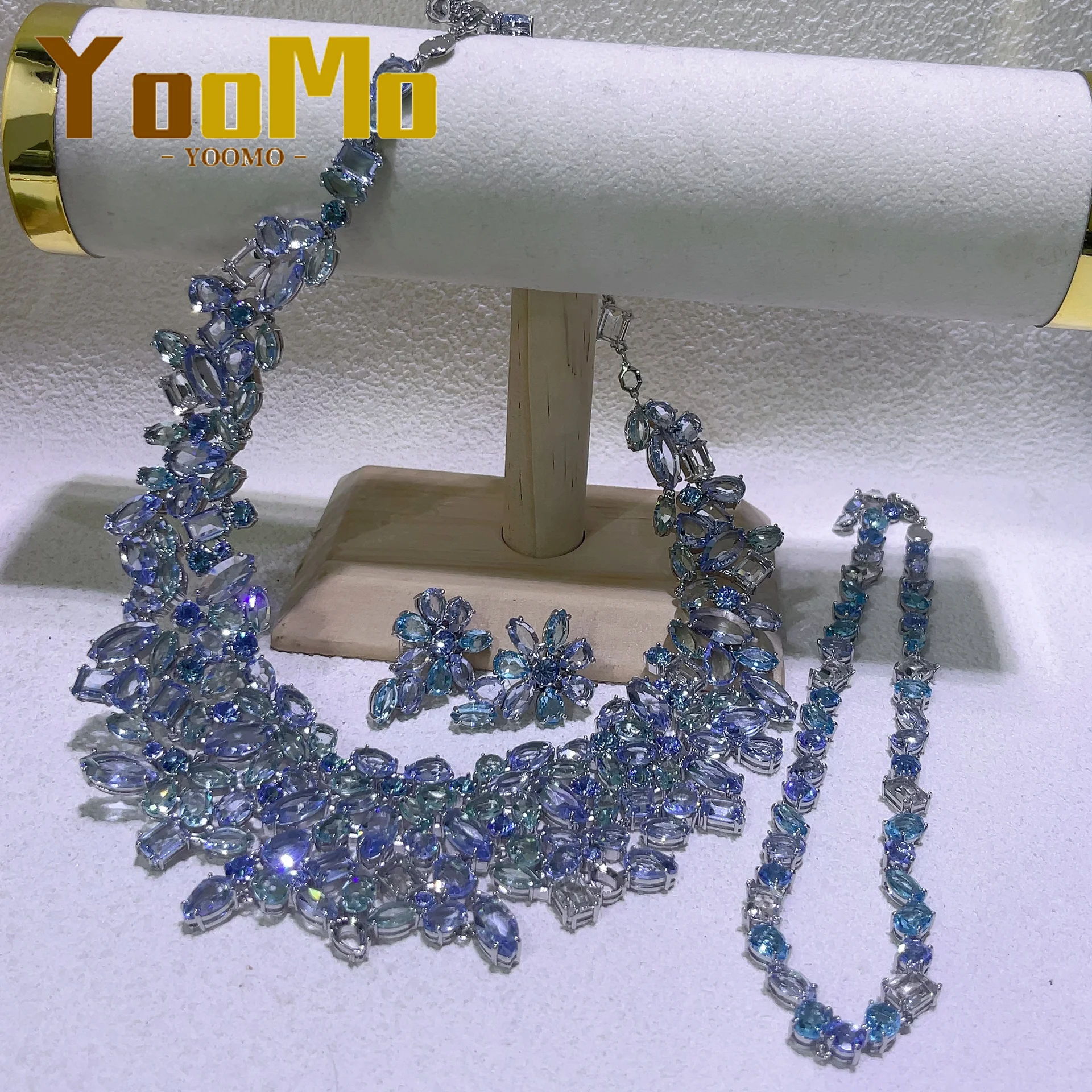 

Candy Collection Blue Choker Necklace Women Earrings Bracelet Charms Large Crystal High Quality Jewelry Luxury Sets Party Gift