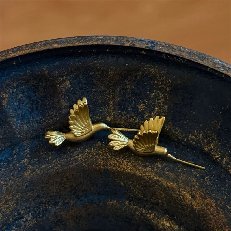 Creative Metal Flying Bird Stud Earrings for Women Vintage Pearl Tassel Cute Animal Ear Jewelry pendientes mujer e1468