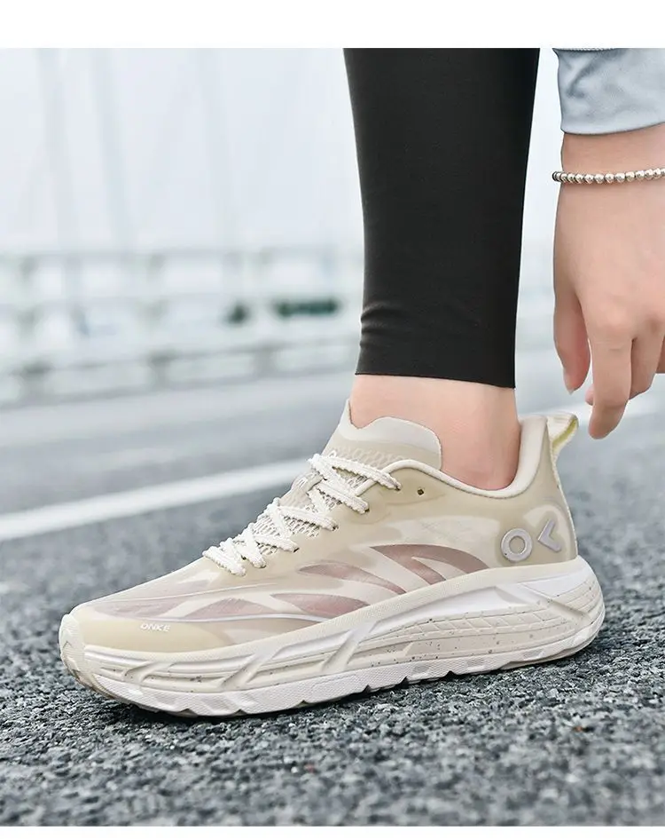 2025 Summer Casual Table Tennis Shoes Hot Sale Breathable Comfortable Lightweight Professional Sports Shoes Badminton Shoes