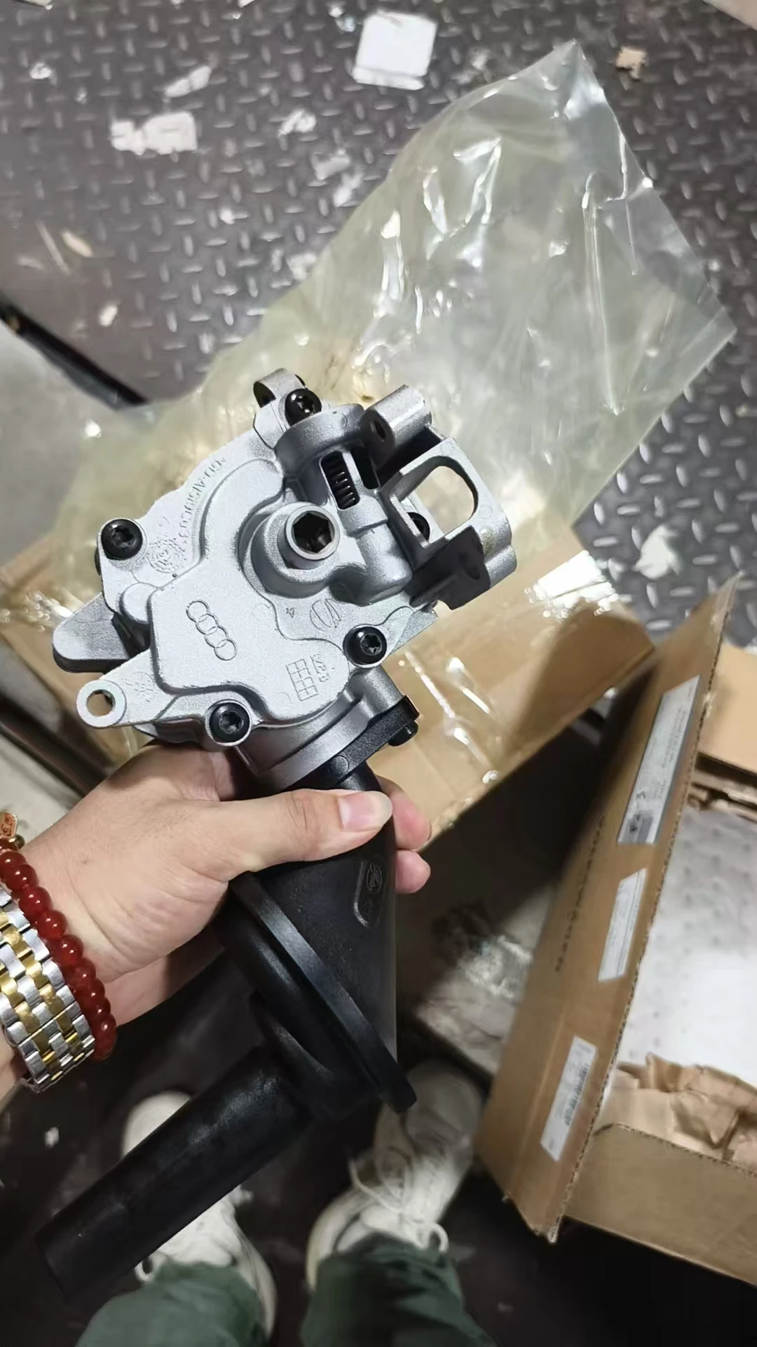 Factory OEM Original Engine Oil Pump For Audi Q7 Diesel 3.0T CRC 059115103T 1 Year Warranty