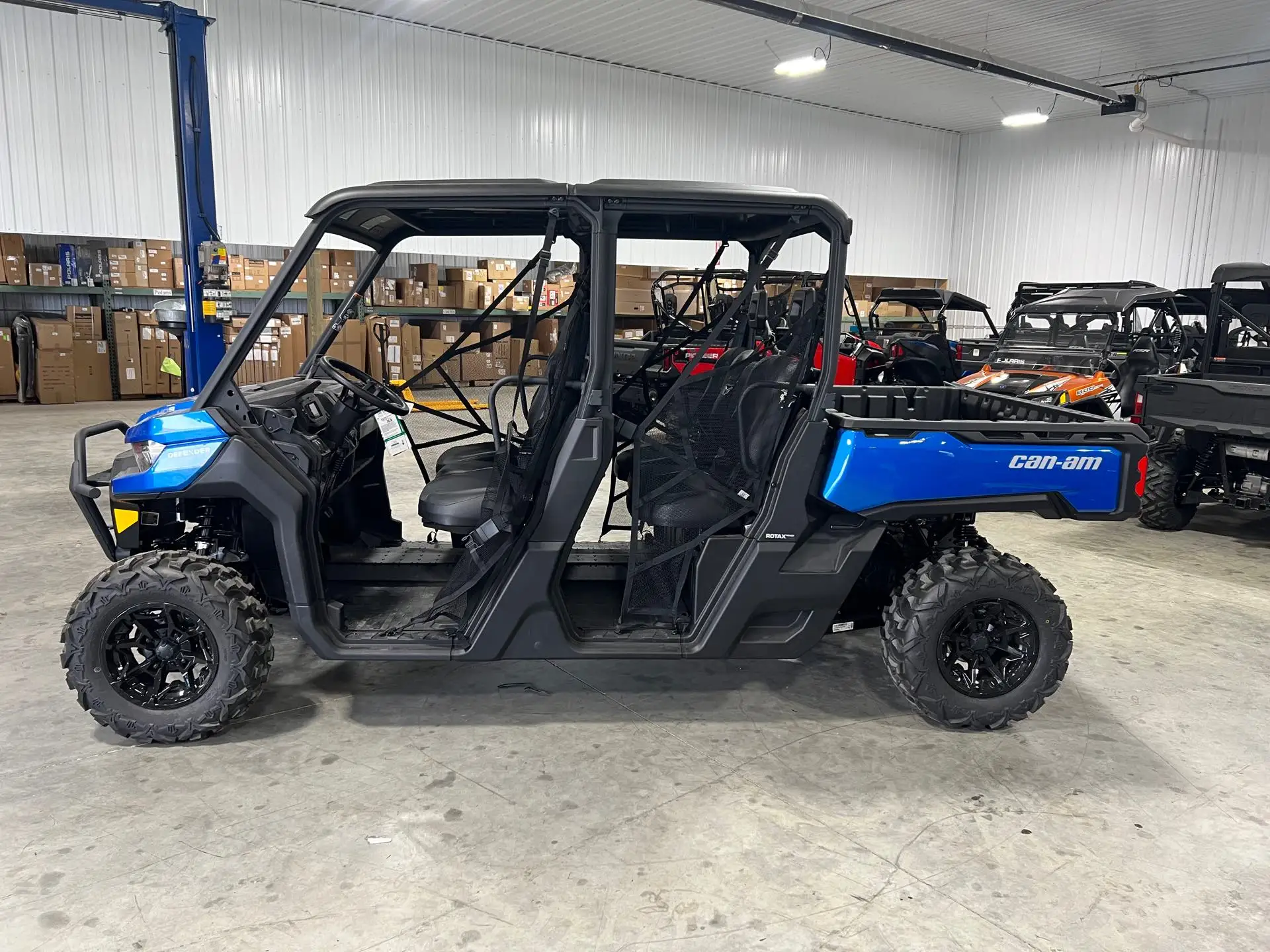 

2023 Can-Am Defender Max XT HD9