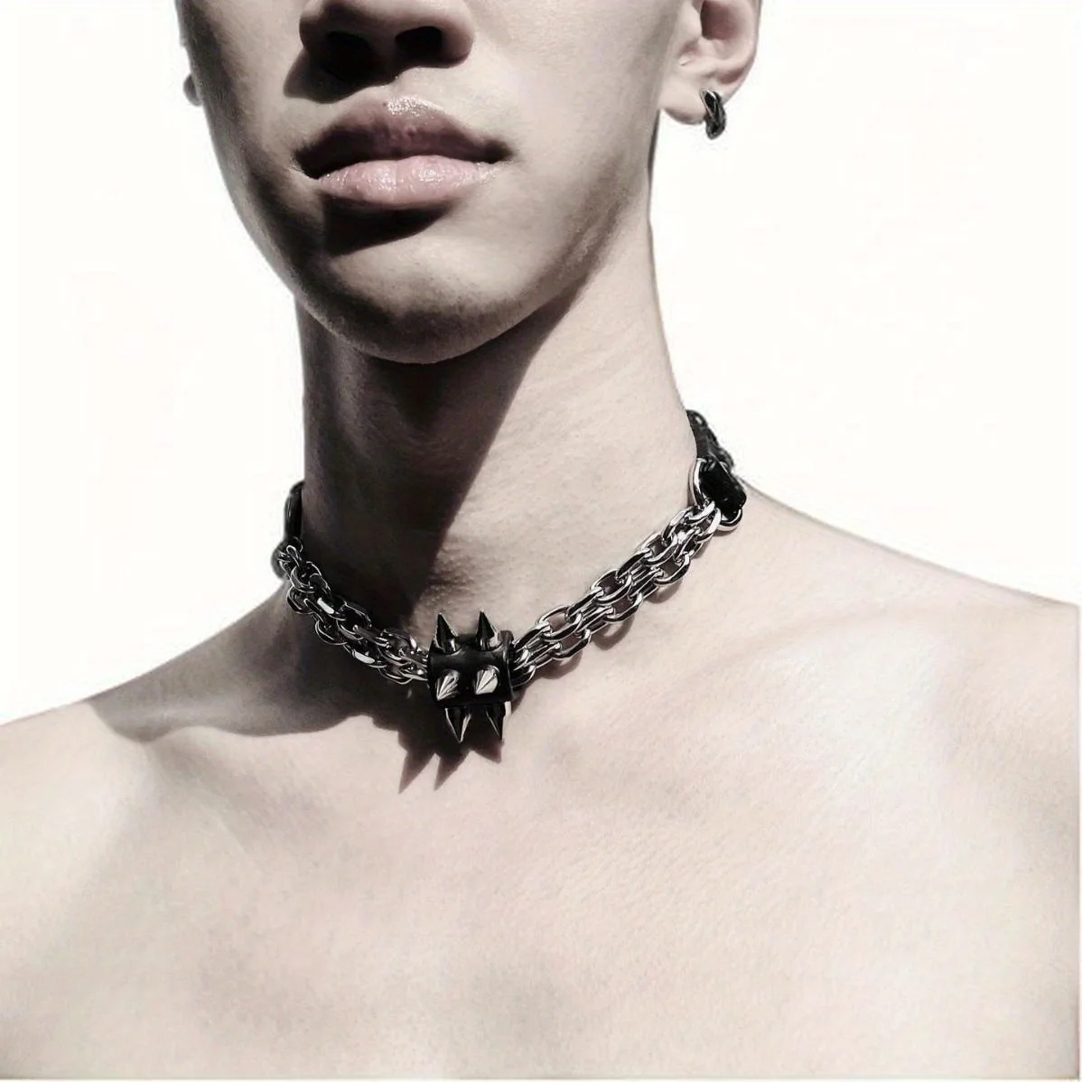 

Punk Necklace Fashionable and Versatile Collarbone Chain Gothic Crazy Collar Unisex High-end Accessory Pointed Nail Chain
