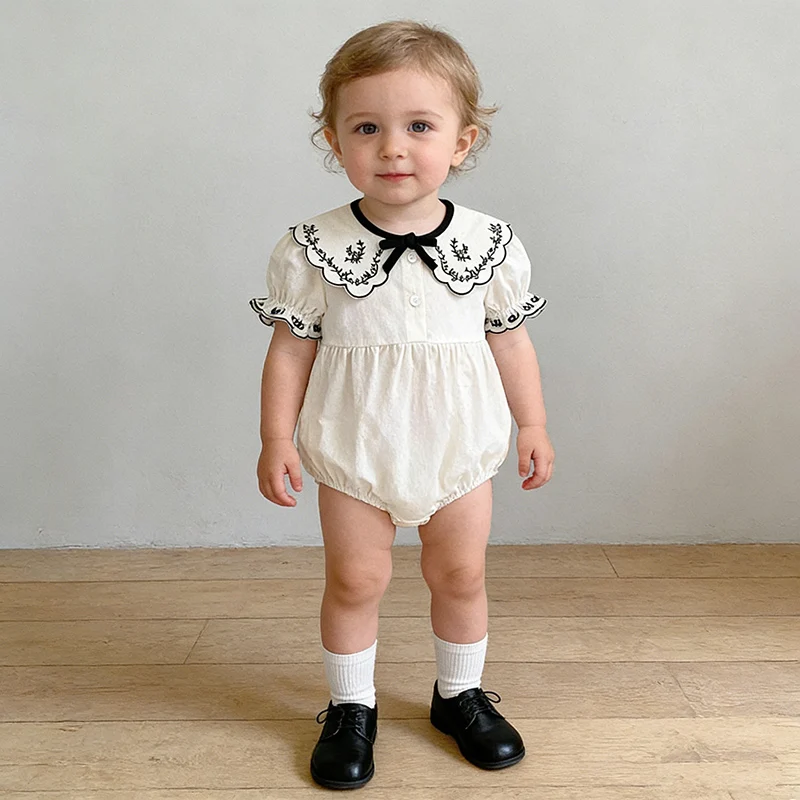 

Новинка 2023 года, летняя одежда для маленьких девочек 0-24 месяцев, комбинезон для новорожденных девочек, хлопковый комбинезон с короткими рукавами и вышивкой в корейском стиле, альпинистский костюм