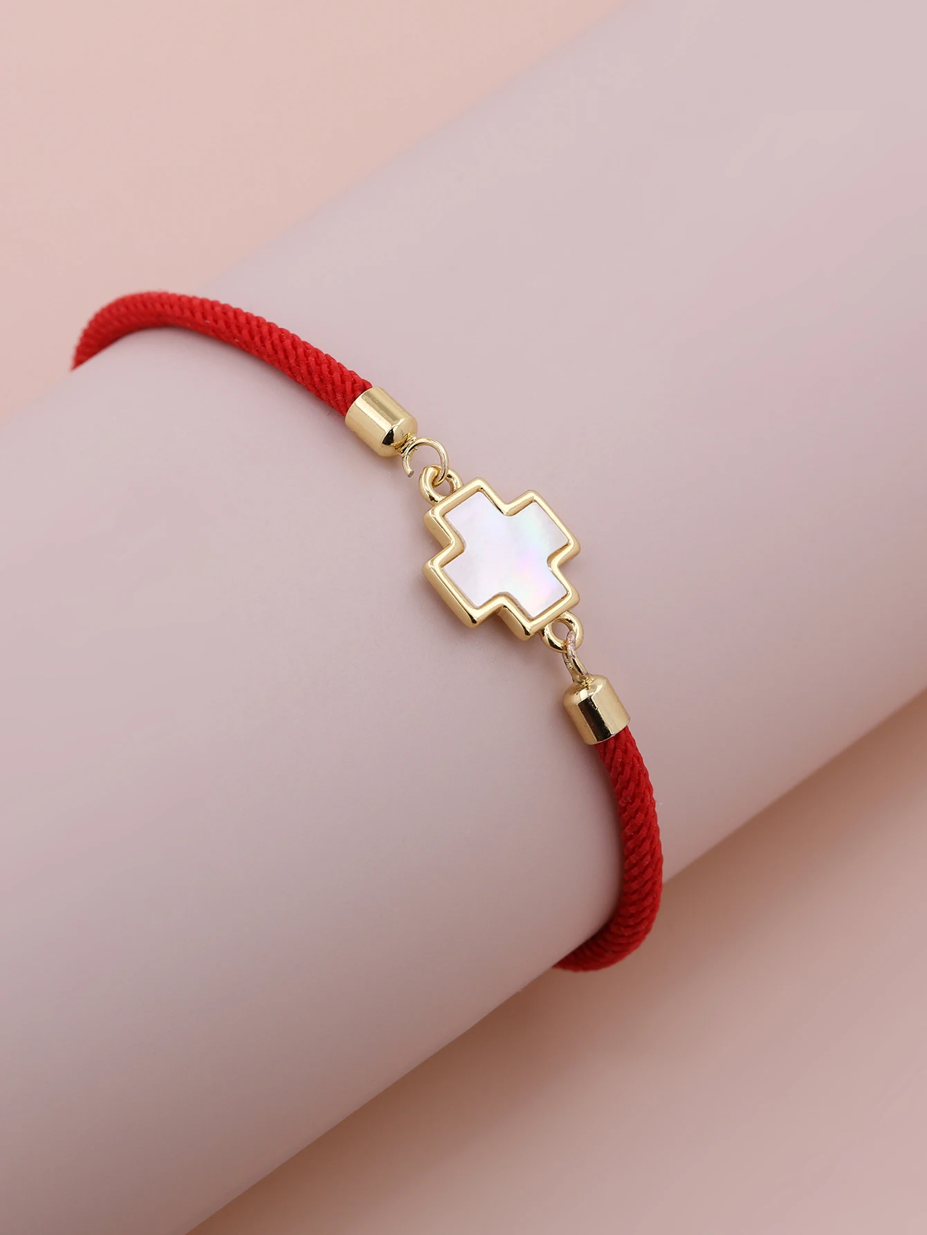 Classic Versatile Plated Gold Copper Shell Cross Rope Chain Adjustable Push-Pull Bracelet Men and Women Daily Jewelry