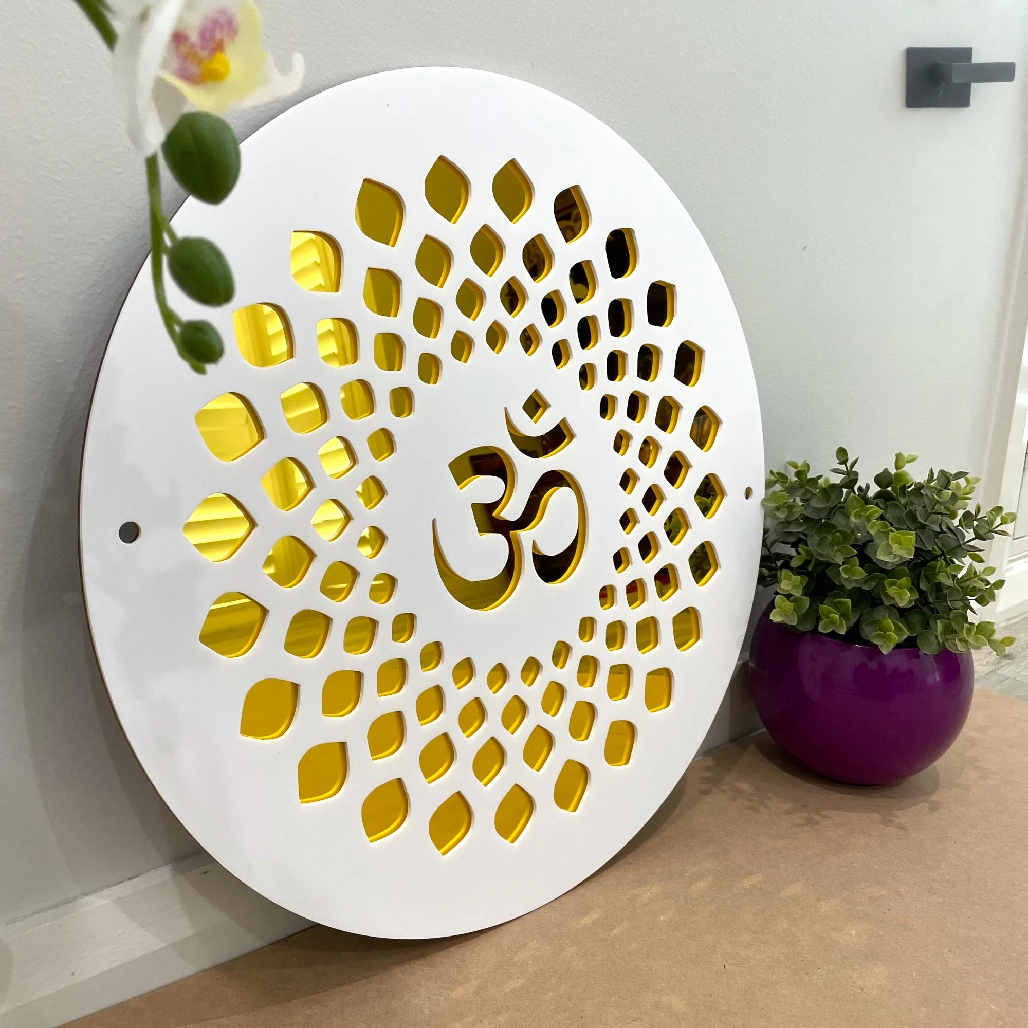 Round Om Symbol Wall Hanging Mandala Plaque Acrylic Laser Cut Spiritual Hindu Yoga Meditation Decor Home Living Room Gift Modern