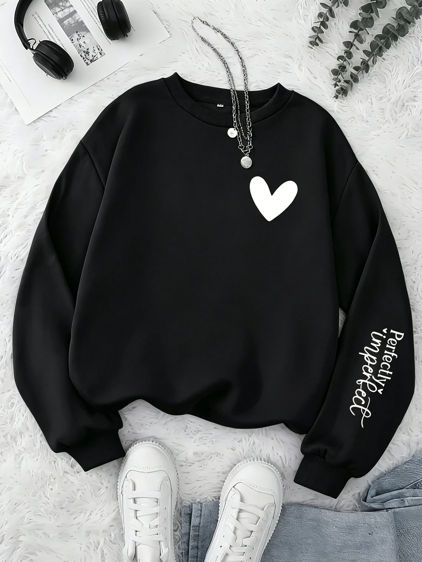Women Perfectly Imperfect Letter Print Sweatshirt Cute Heart Crew Neck Pullover Casual Soft Fleece Long Sleeve Girls Streetwear