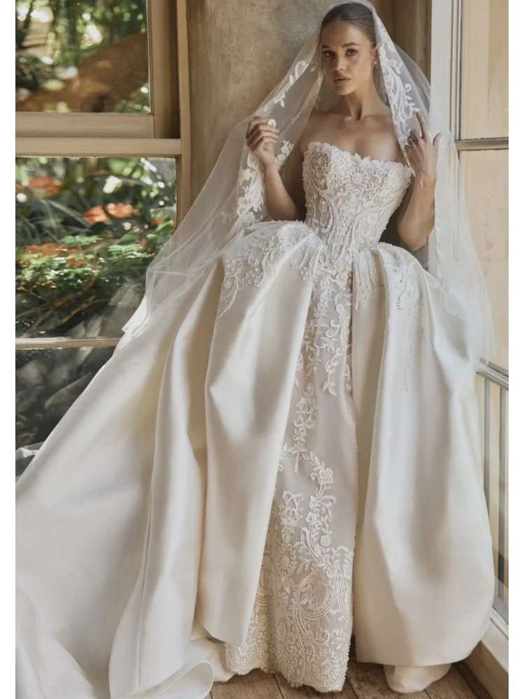 Customized 2026 new elegant mermaid wedding dress strapless design with satin decal decoration Vestidos De Noiva