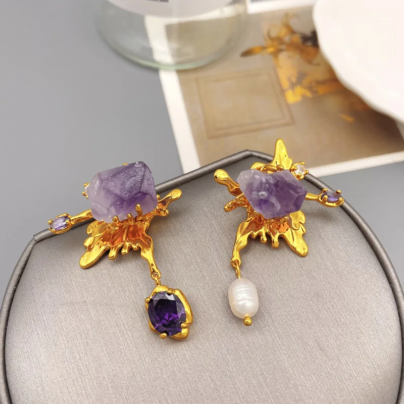 

European and American retro asymmetric natural pearl amethyst butterfly earrings