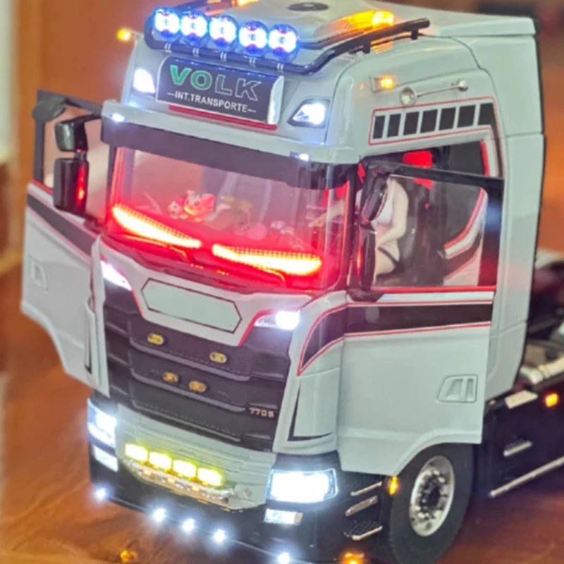 

LED Demon Eye Decoration Light For 1/14 Tamiya RC Truck Trailer Tipper For Scania 770S Benz Actros Volvo Truck DIY Accessory Toy