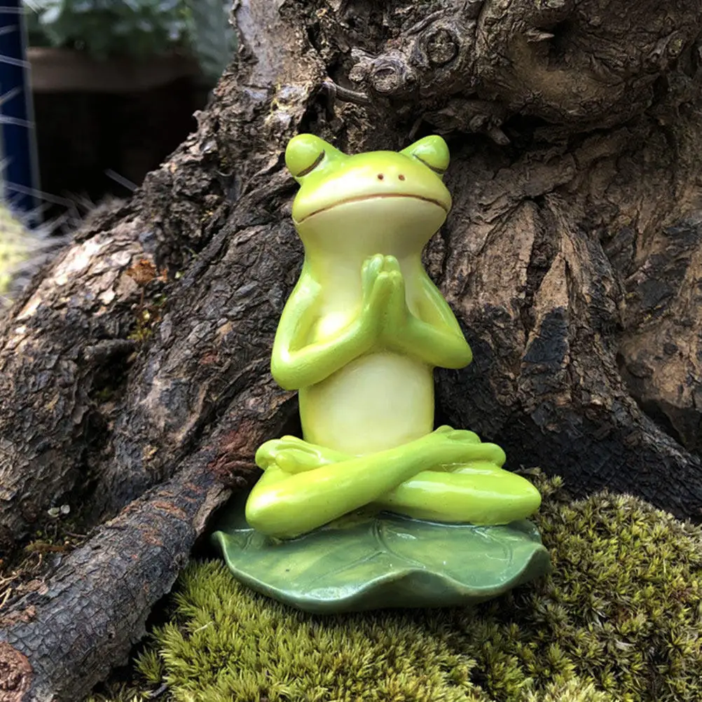 Yoga Frogs Ornament Resin Sculptures Green Outdoor Garden Decoration Calm Posture Micro Landscape Animal Craft