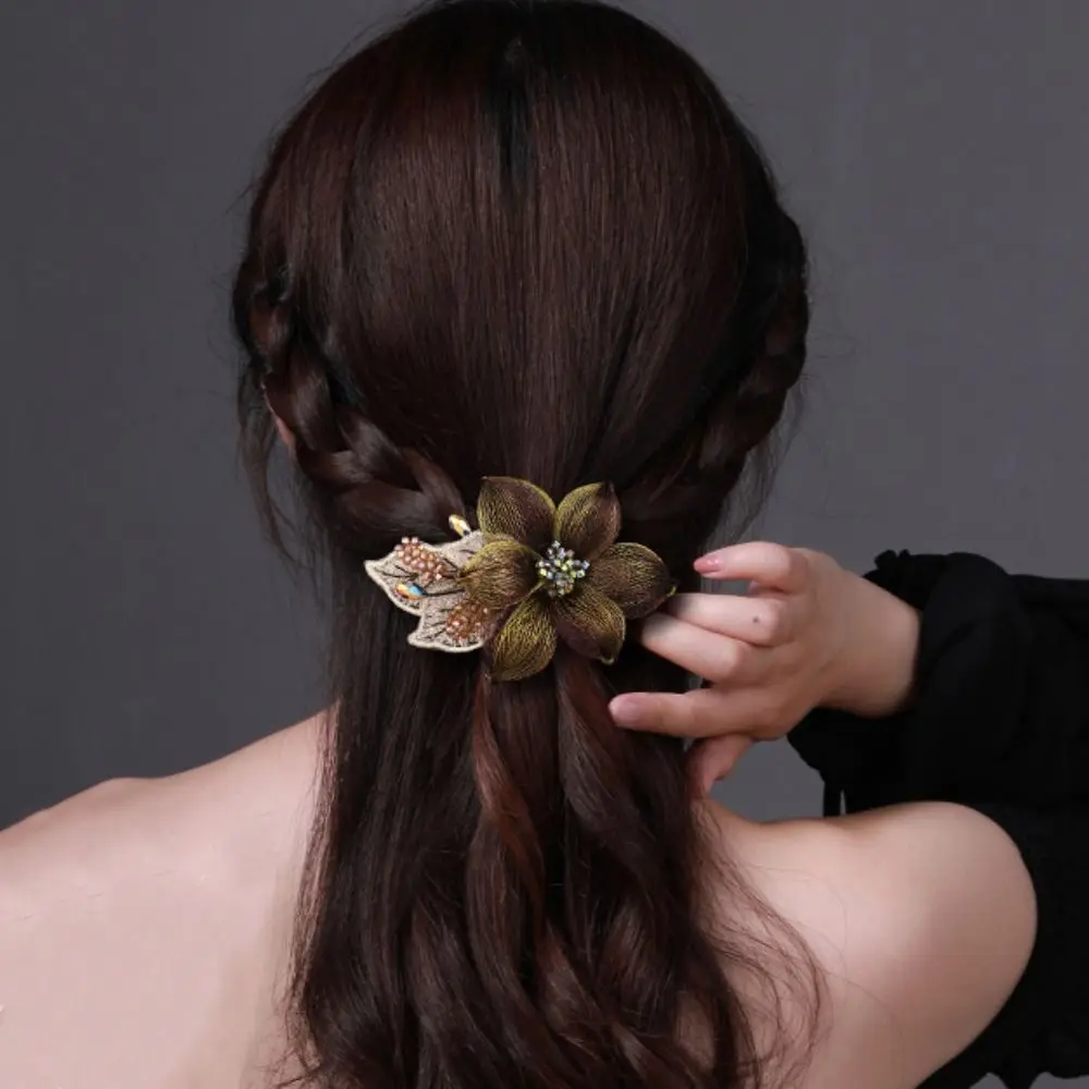 

Shiny Korean Style Women Hairpin Large Hair Clip Flower Hairclip Headdress Exquisite Crystal Headdress Ponytail Clip