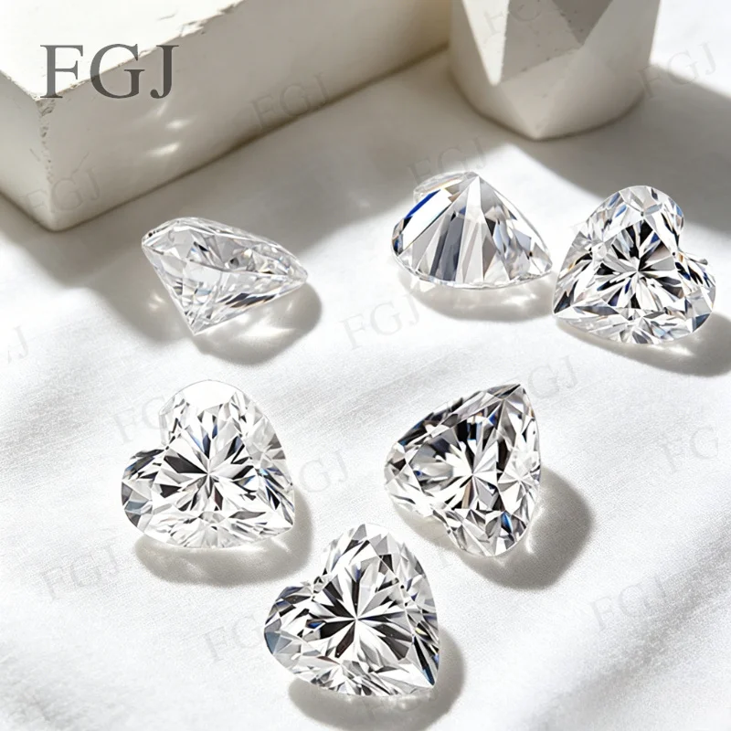 

Wholesale Bulk Triangle Cut Moissanite 0.1-3ct D Color VVS1 Trillion Loose Gemstone Ideal For Ring Setting Jewelry DIY Design
