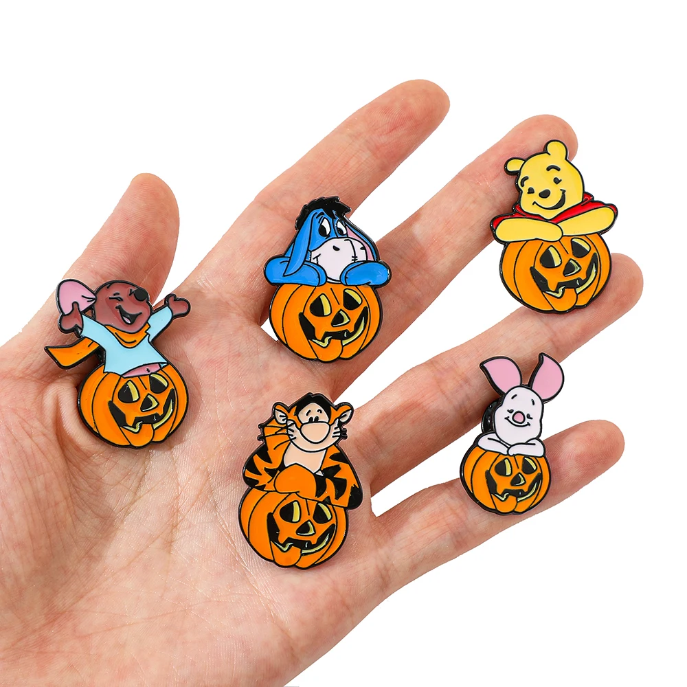 Broche de dessin animé d'enfance, tigrou créatif, broche en émail, insigne en métal, bijoux, vêtements, accessoires de sac à dos, cadeau pour les amis, 5 pièces