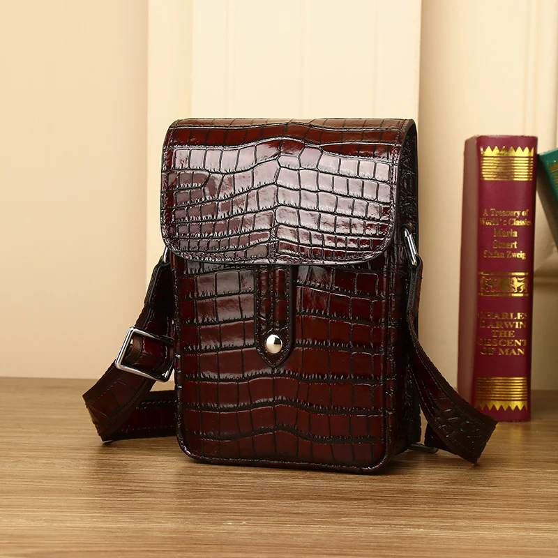 New Leather Man bag one shoulder bag crocodile camera bag high grade belly chest bag fashion man shoulder bag messenger bag