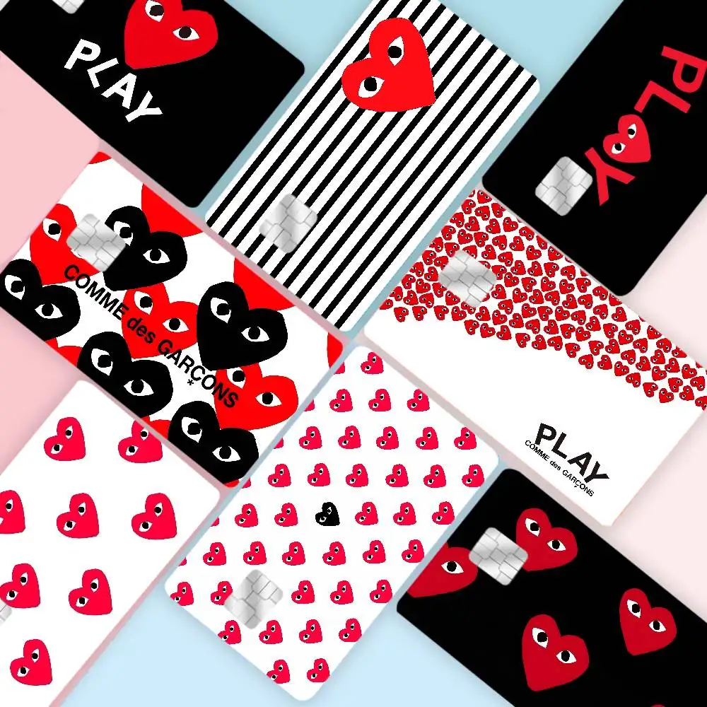 Adesivo Protetor de Cartão de Crédito/Débito Ultra Fino e Durável com Design de Anime e Logotipo CDG Heart Play - Não Desbota, Engraçado e Prático (Passe ou Guarde)