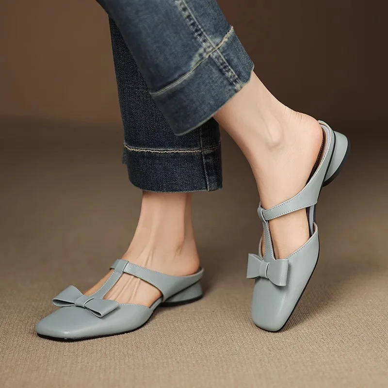 The New Summer Style of Square-toed Low-heeled Thick-heeled One-legged Flip-flops and Sandals for Women Wearing in Baotou