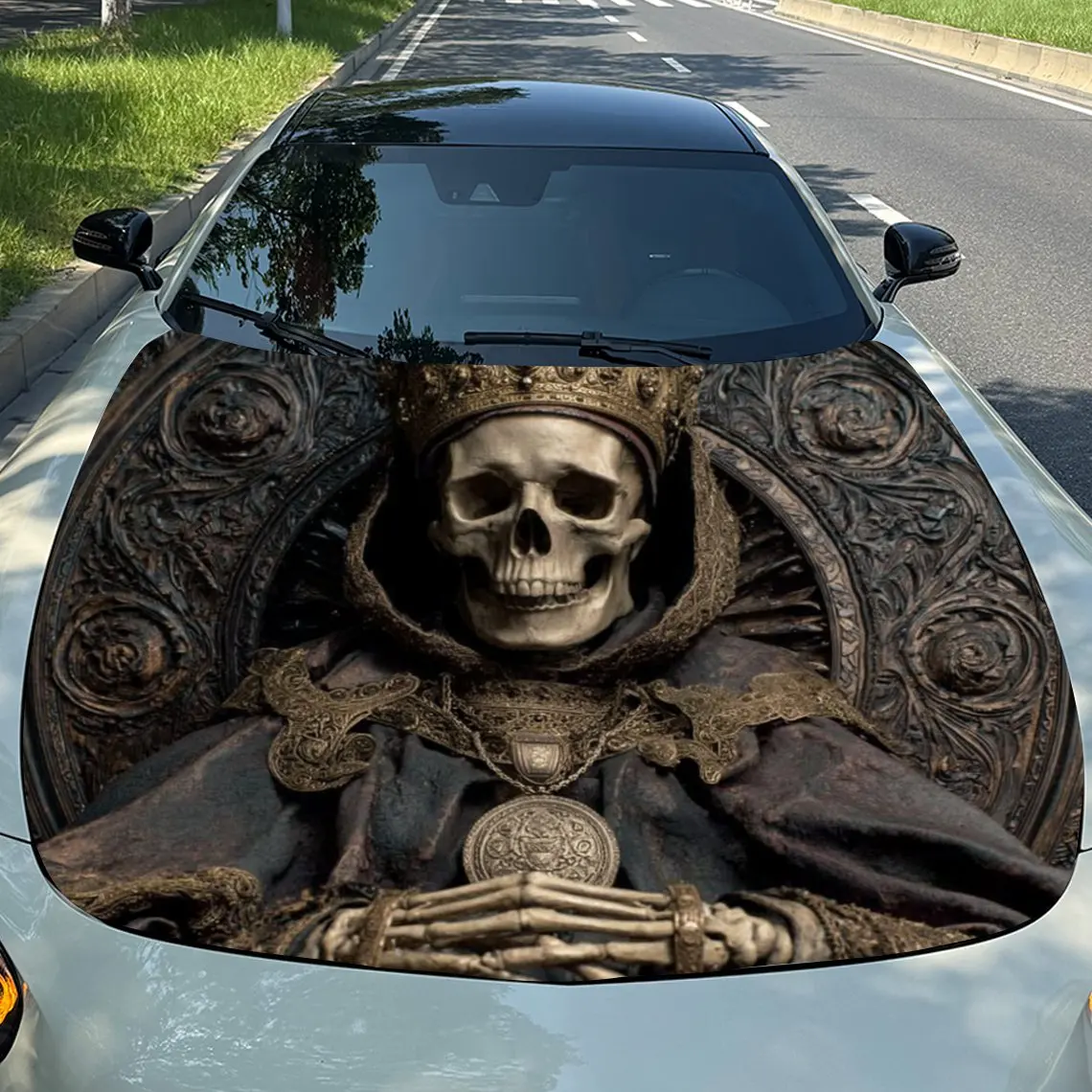 

Throne Skull Pattern Car Hood Decal-Scratch Resistant, Weather Resistant PVC, Easy To Stick, Adding Bold Design To Your Car Appe