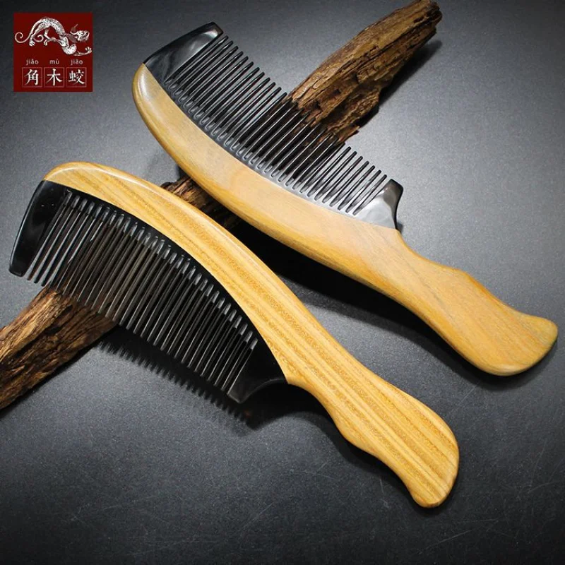 Large household comb with green sandalwood handle and buffalo horn