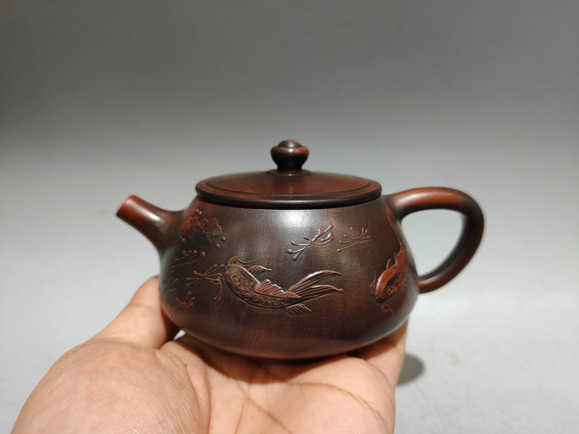 

Xizang Folk Collection Yingxing redware ceramic tea-pot Carp lotus pond pattern Kiln transformed stone ladle Pot Teapot Kettle