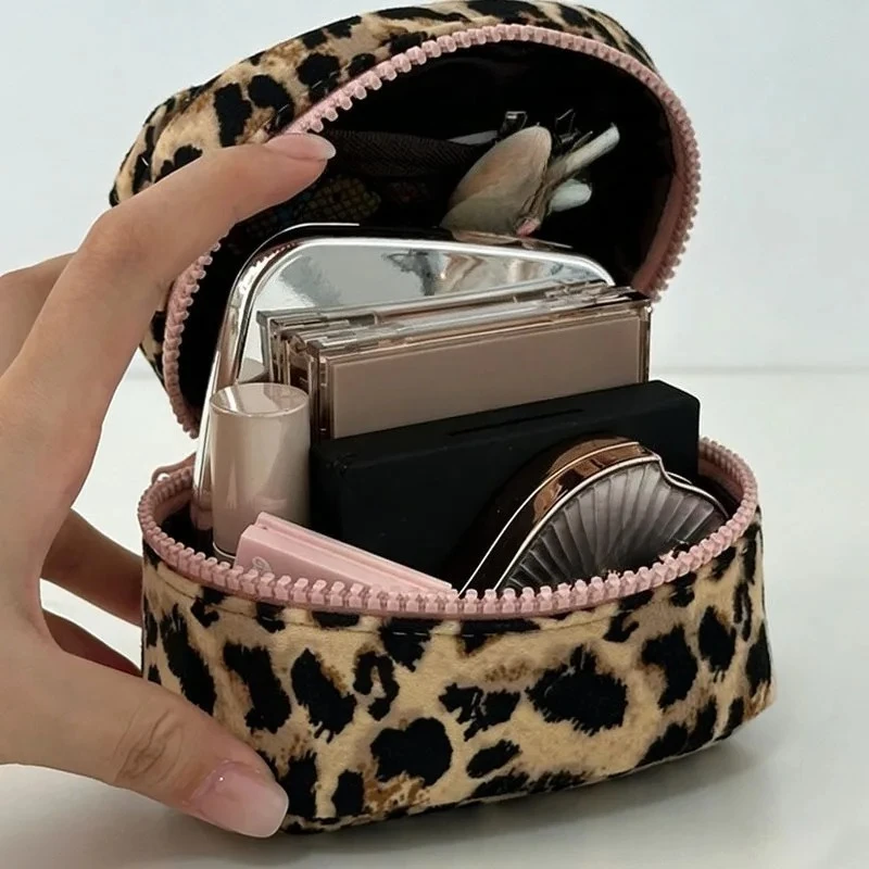Fashion Cute Pink Leopard Print Makeup Bag Women Portable Small Travel Cosmetic Organizer Toiletry Case Large Capacity Storage