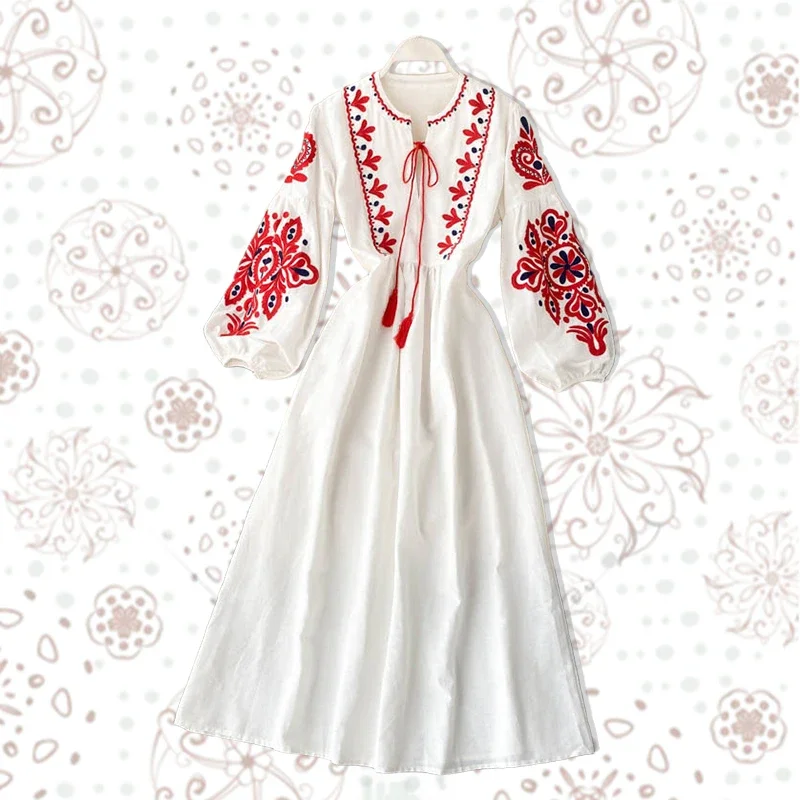 جديد الخريف الشتاء المرأة الرجعية العرقية فستان مطرز فانوس الأكمام البوهيمي فستان مناسبات المرأة طويلة الأكمام بلوزات بيضاء