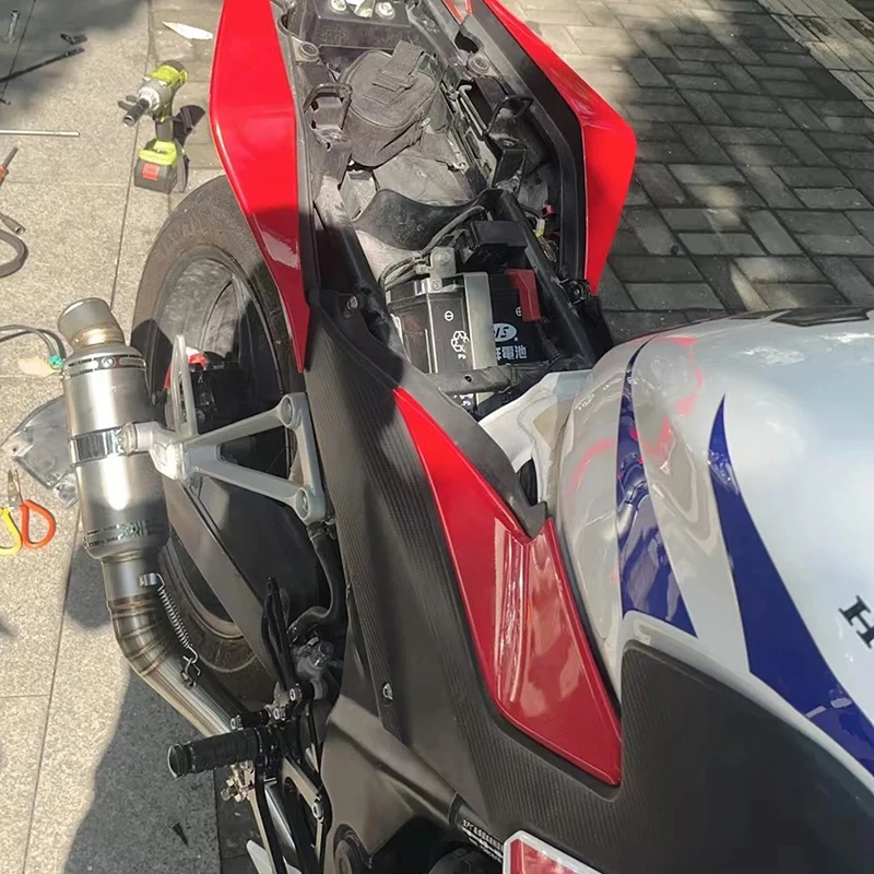 لهوندا CBR300 CB300R CBR 300 CB 300R 51 مللي متر دراجة نارية العادم الانزلاق على دراجة نارية الكوع نظام الجبهة الأوسط وصلة الأنابيب سباق