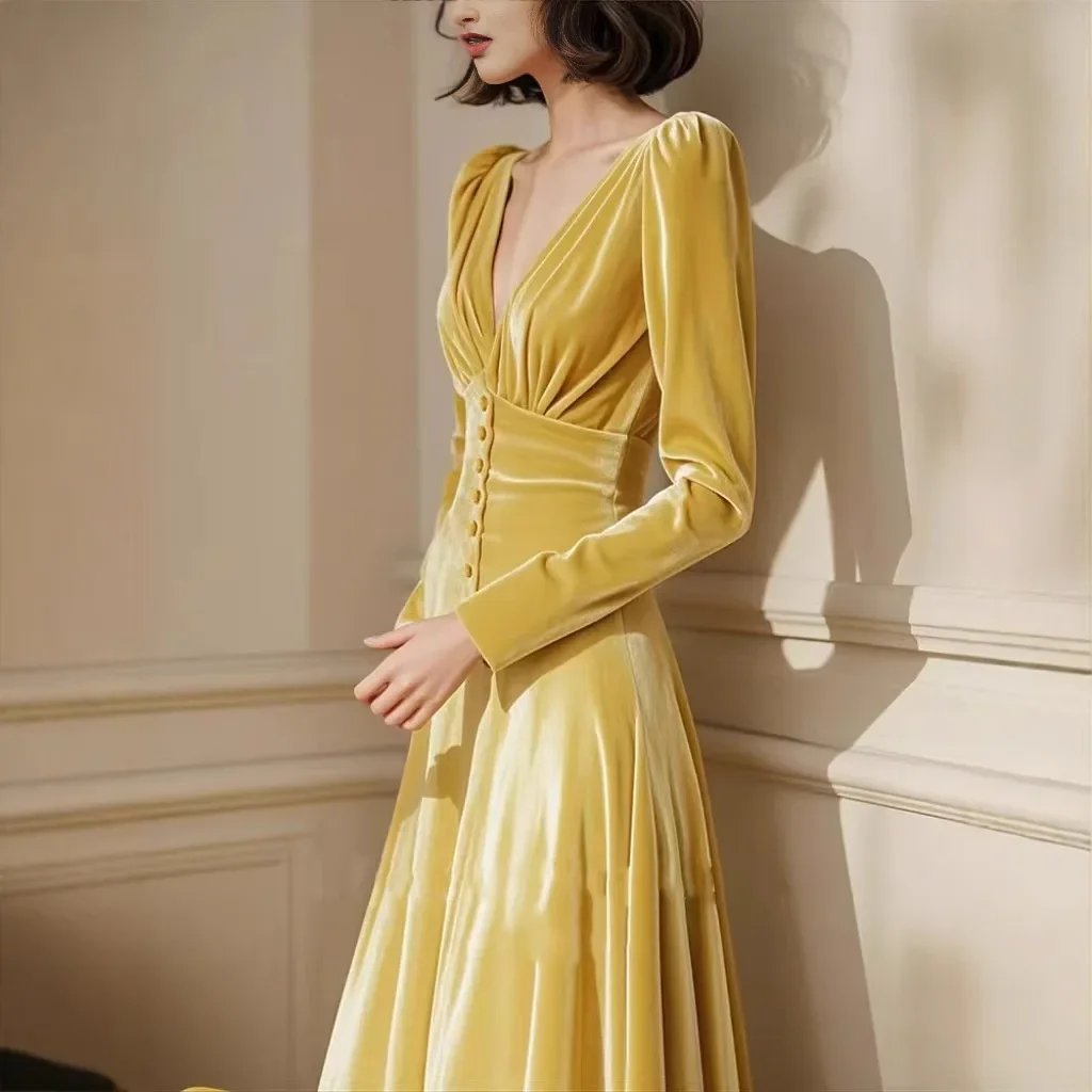 

Autumn and winter yellow V-neck velvet dress with high-end feeling and waist cinching skirt evening maxi dress