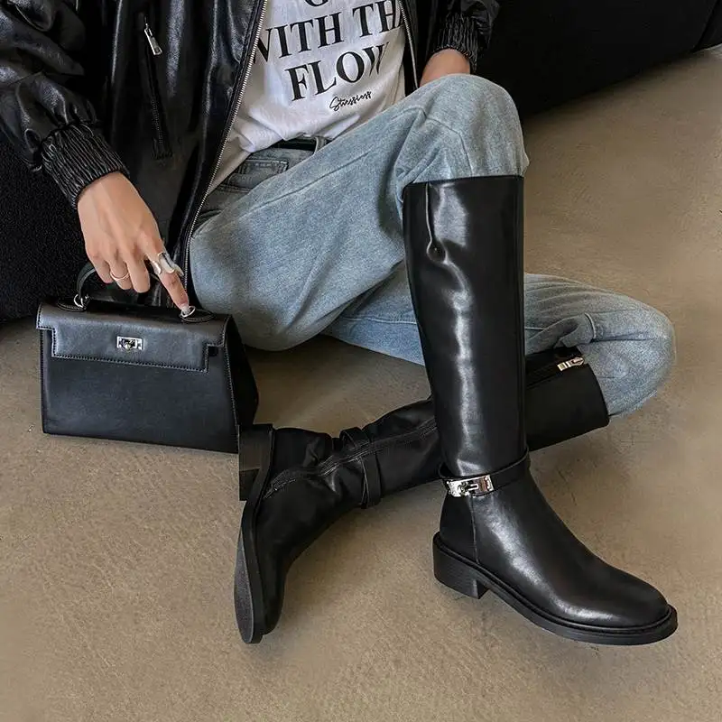 Krazing Pot Cow Split Leather Slip On Luxury Classics Metal Med Heels Modern Boots Winter Fall Ins Vintage Women Knee High Boots