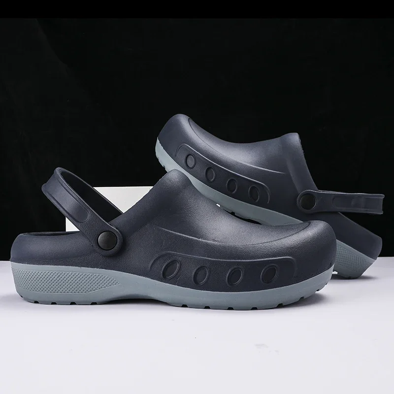 Sepatu koki Anti slip pria, Sandal koki bakiak dapur EVA injeksi Anti slip sol luar nyaman Taman ukuran besar 36-49