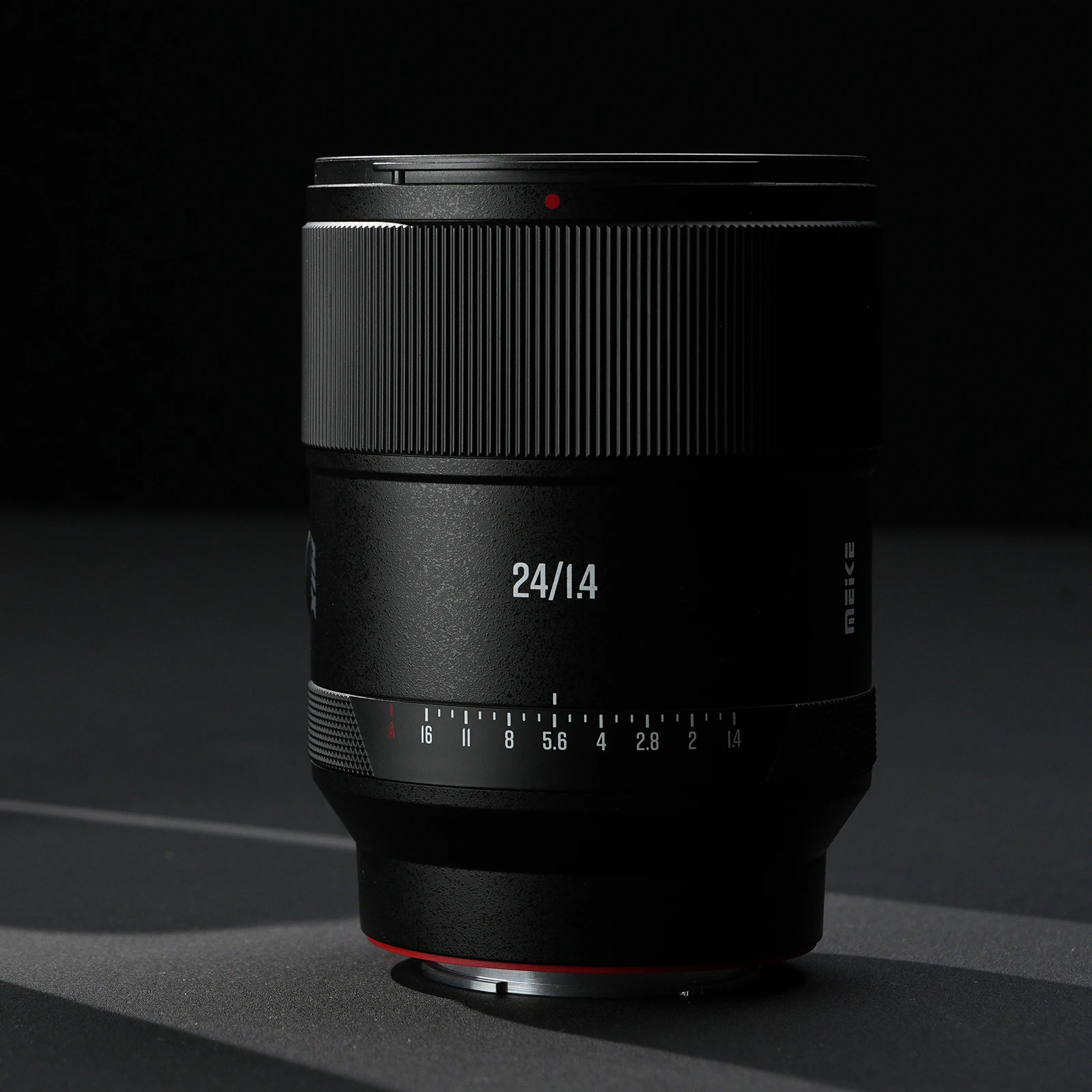 عدسة Meke 24 مم f1.4 بإطار كامل للتركيز التلقائي STM لكاميرات Sony E/Nikon Z Mount