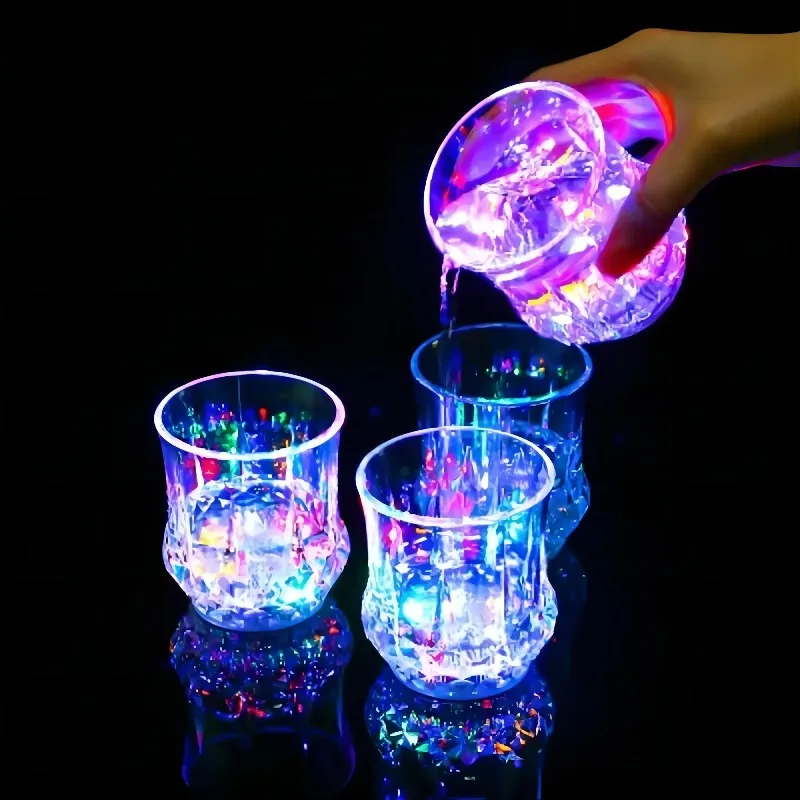 1/2PCS Creative Luminous Plastic Cup New Luminous Pineapple Beer Mug Bar Colorful Luminous Pouring Water Light Induction Light