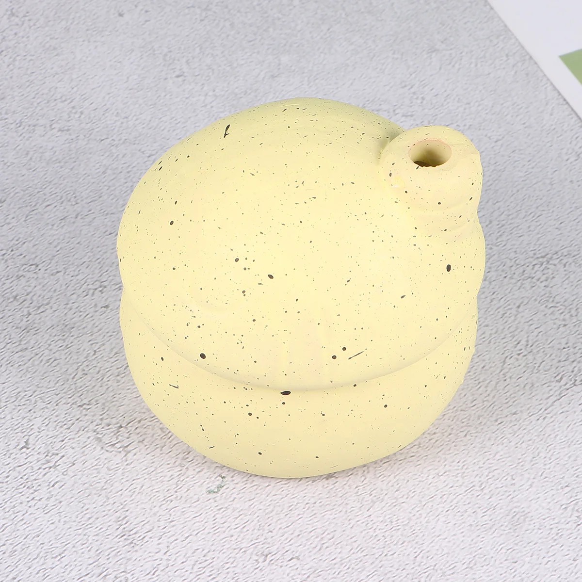 

1Pcs Ceramic Aquarium Pot Yellow Fish Shelter Hollow Habitat Cave Shrimp Fish Tank Ornament Ceramic Pot Aquarium Ornament
