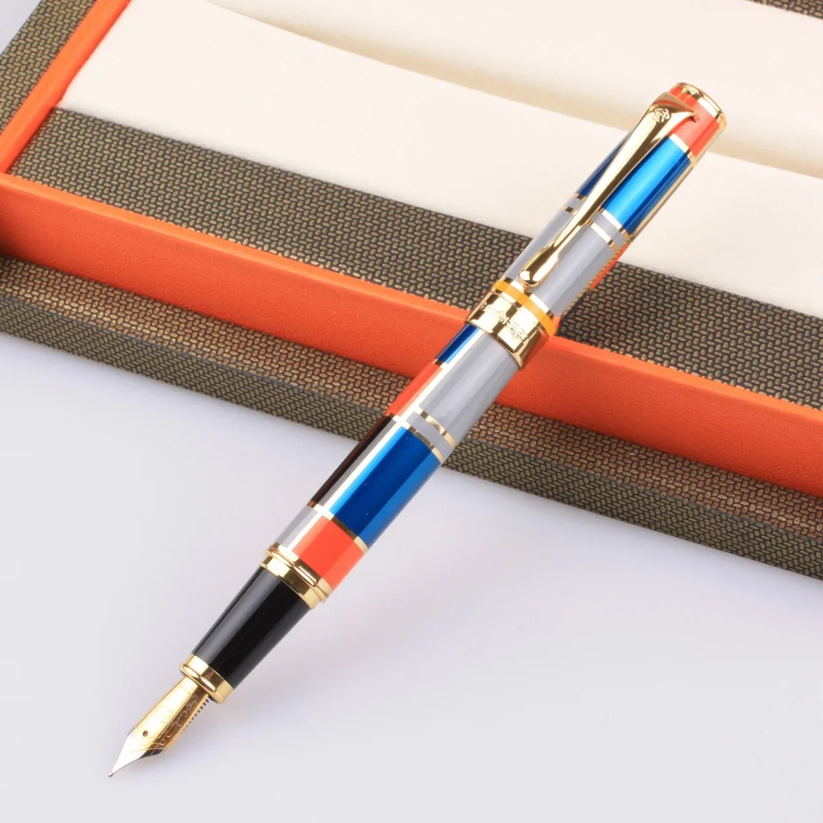

Hot Hero 767 Fountain Pen With Golden Trim Fashion Colored Ink Pen Iridium Medium Nib Great For Graduate Gift Business Office