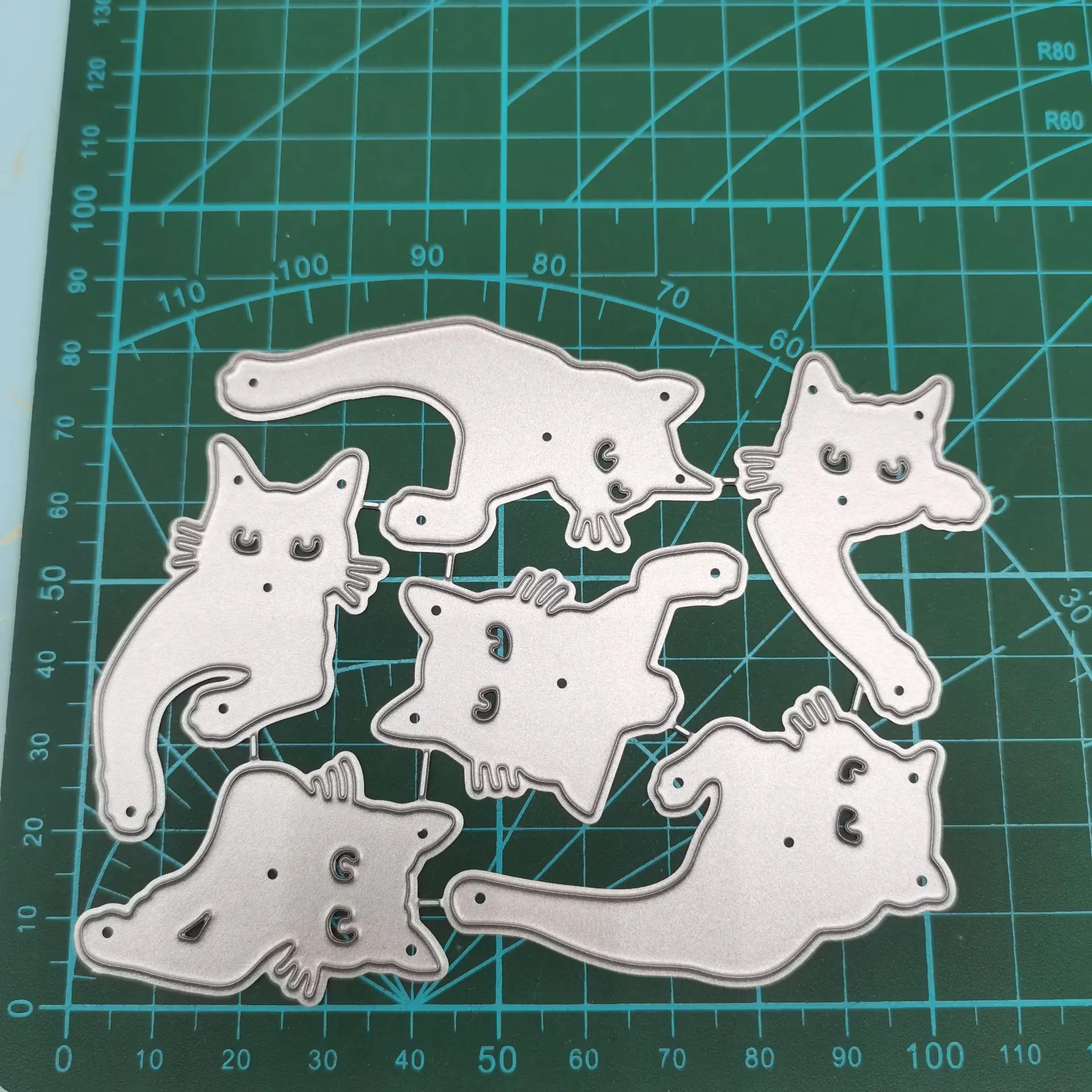 New 6Pcs Cat Metal Cut Dies Stencils for Scrapbooking Stamp/Photo Album Decorative Embossing DIY Paper Cards