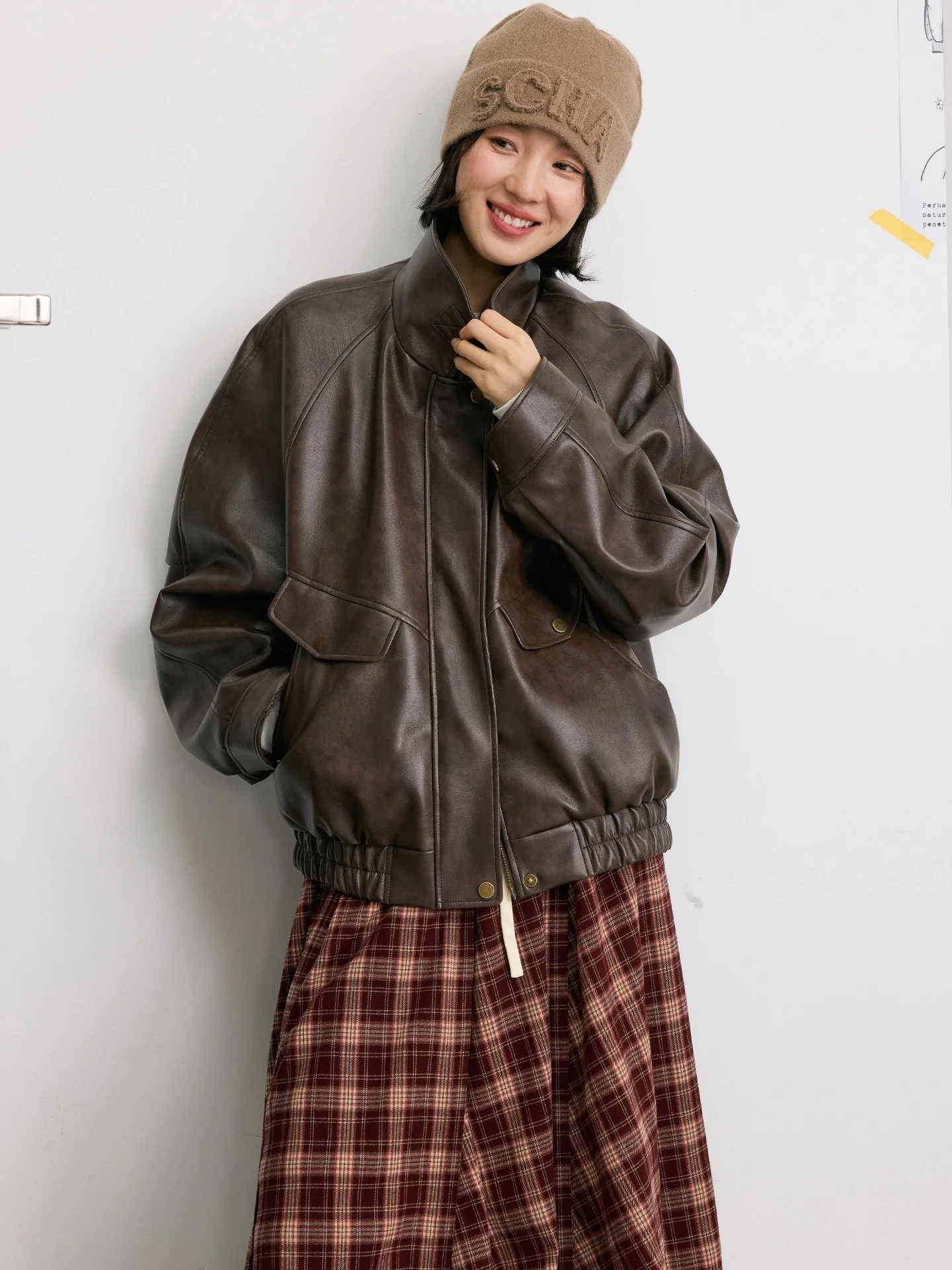 

Утепленная мотокуртка из искусственной кожи Deep Roast Mocha с меховым шарфом, в стиле ретро, утепленная верхняя одежда для мотоциклистов